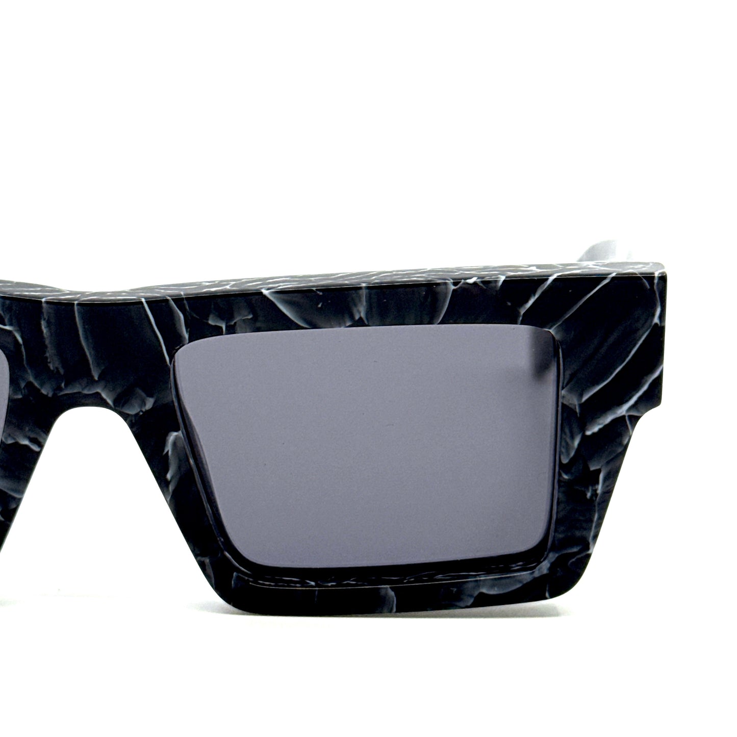 OFF-WHITE Sunglasses NASSAU OERI017 1107