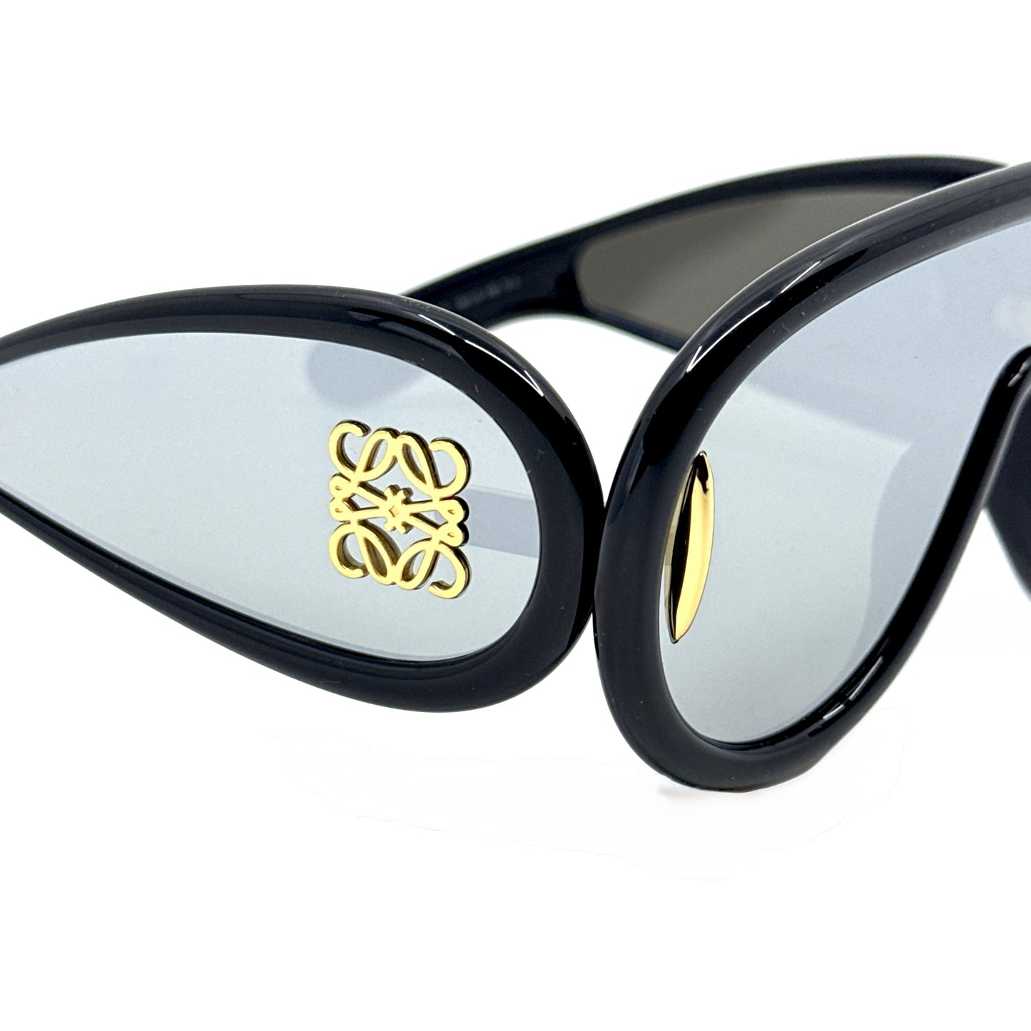 LOEWE Sunglasses LW40108I 01C