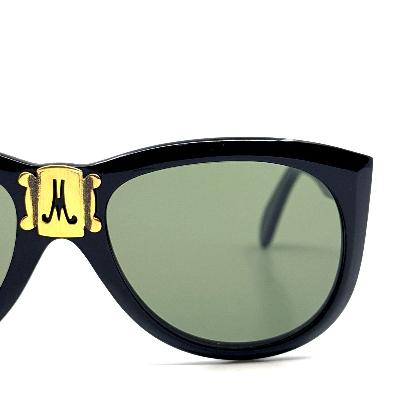 Moschino Vintage Sunglasses M252 95