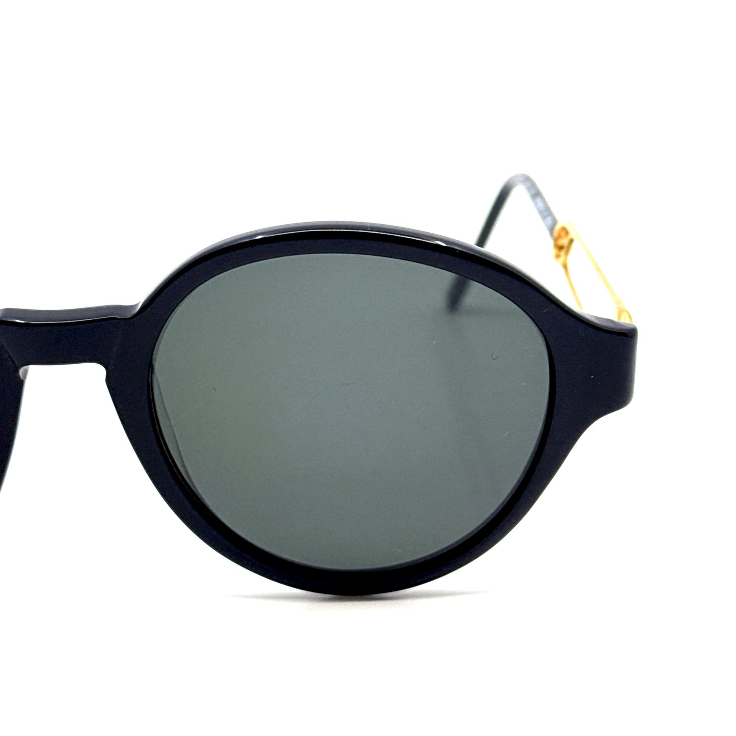Moschino Vintage Sunglasses M06 95