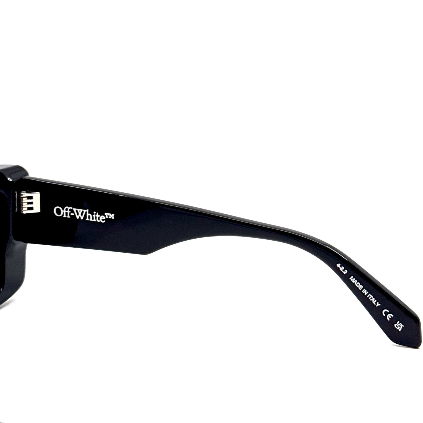 OFF-WHITE Sunglasses SAVANNAH OERI064 1007
