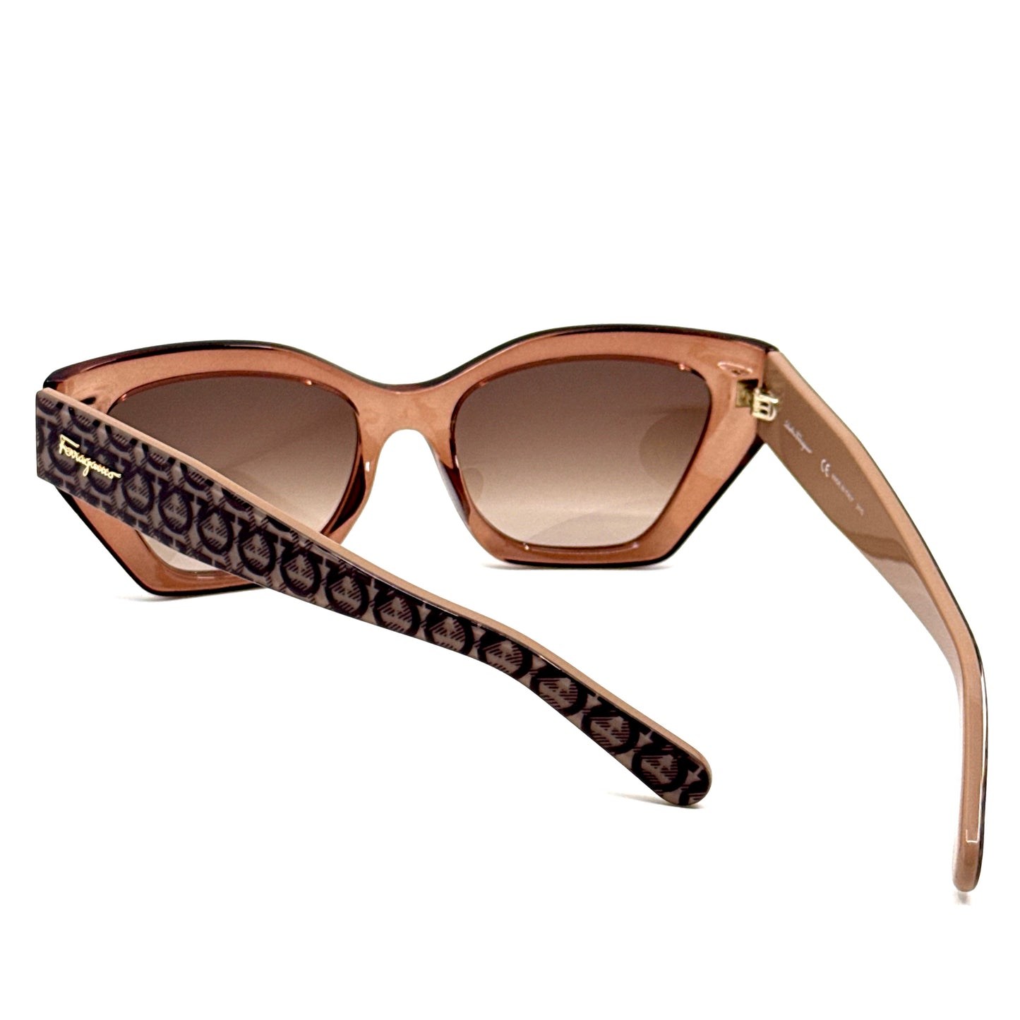 SALVATORE FERRAGAMO Sunglasses SF1043S 232