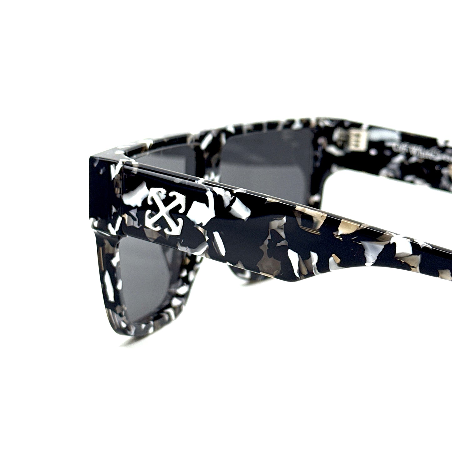 OFF-WHITE Sunglasses Syracuse OERI13J 1207