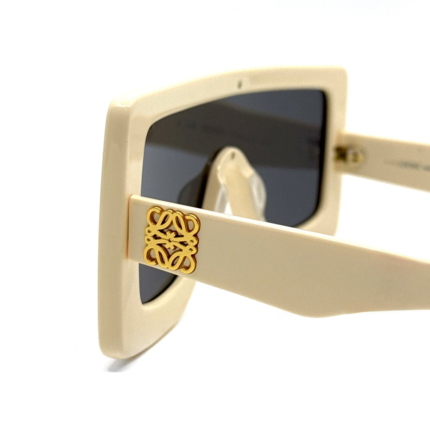 LOEWE Sunglasses LW40104I 25A