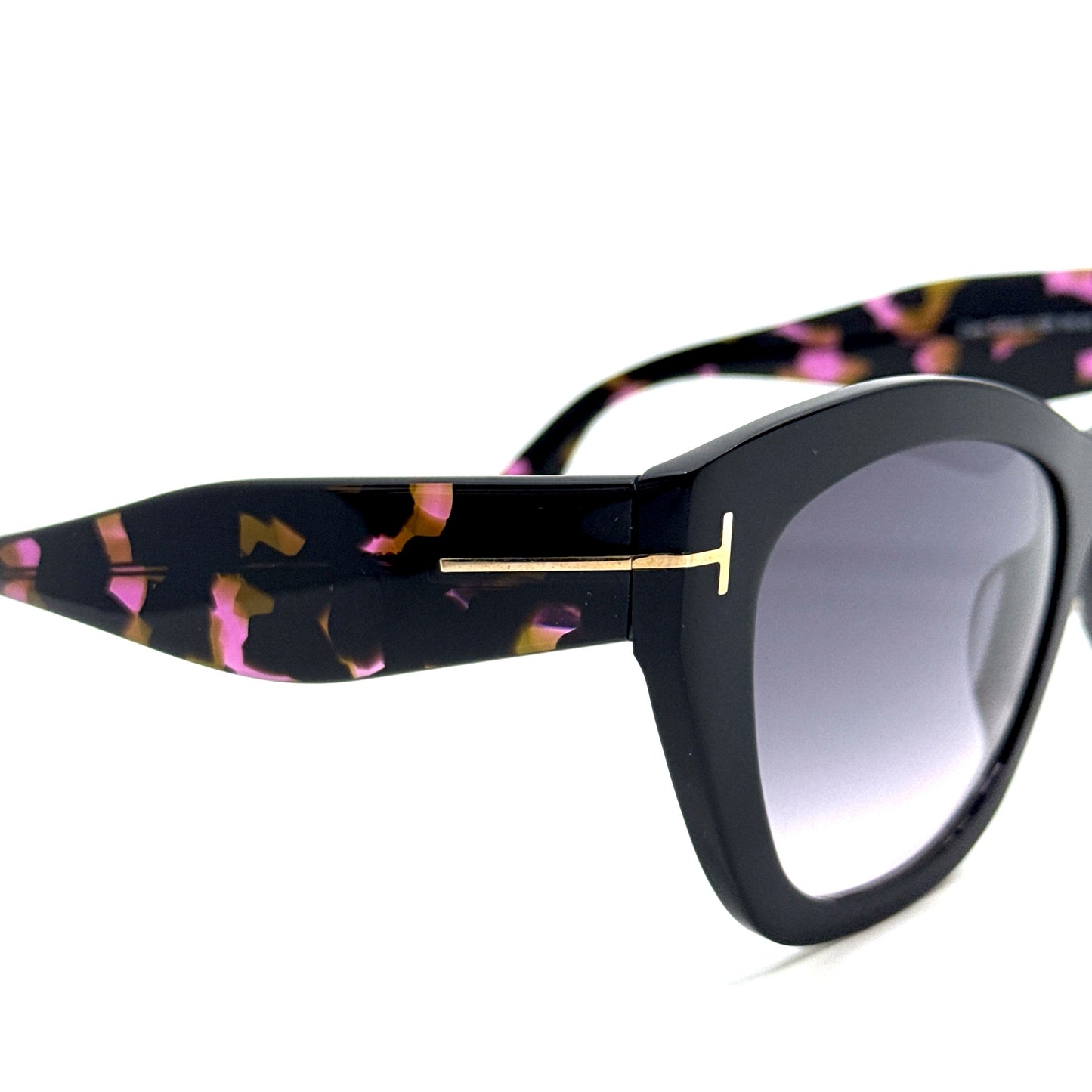 TOM FORD Cara Sunglasses TF940 05B