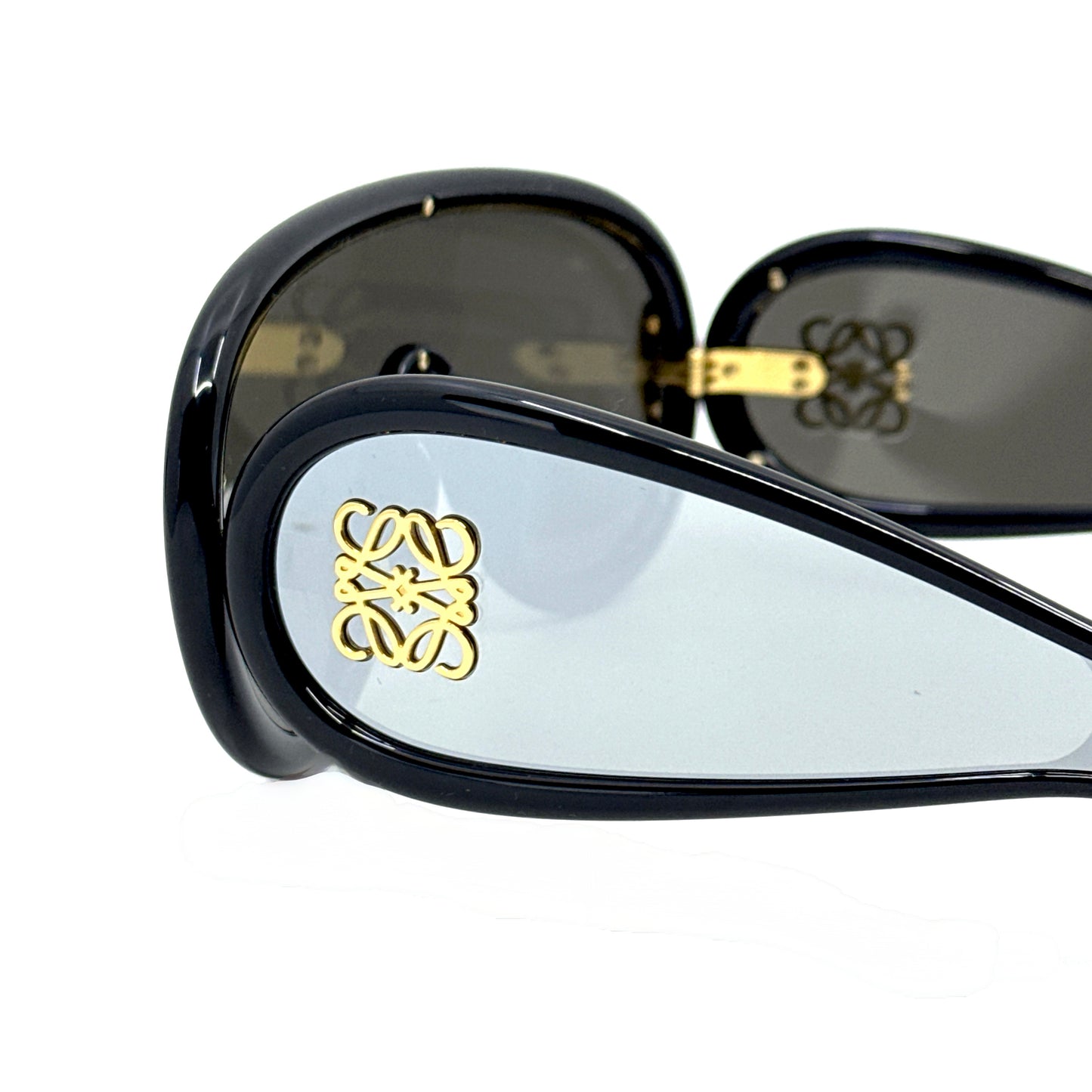 LOEWE Sunglasses LW40108I 01C