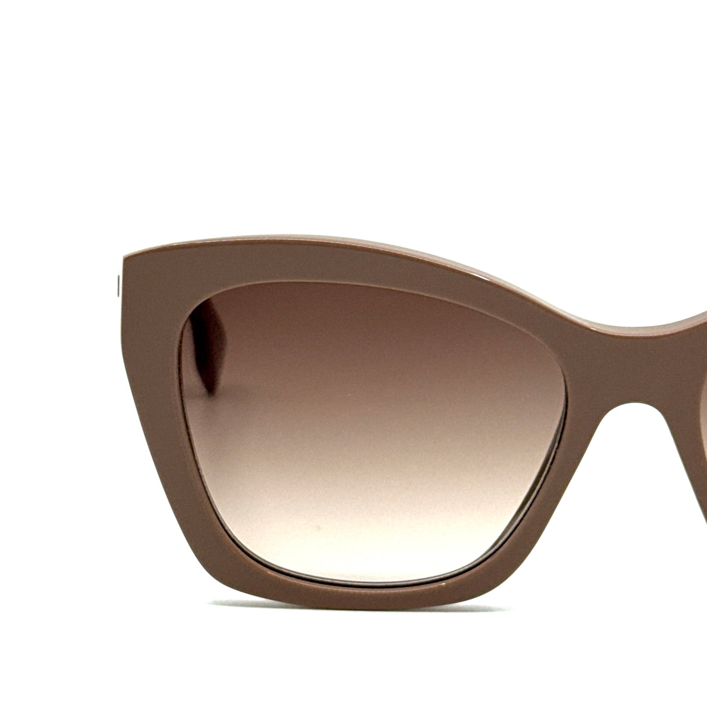 FENDI Sunglasses FE40151I 45F