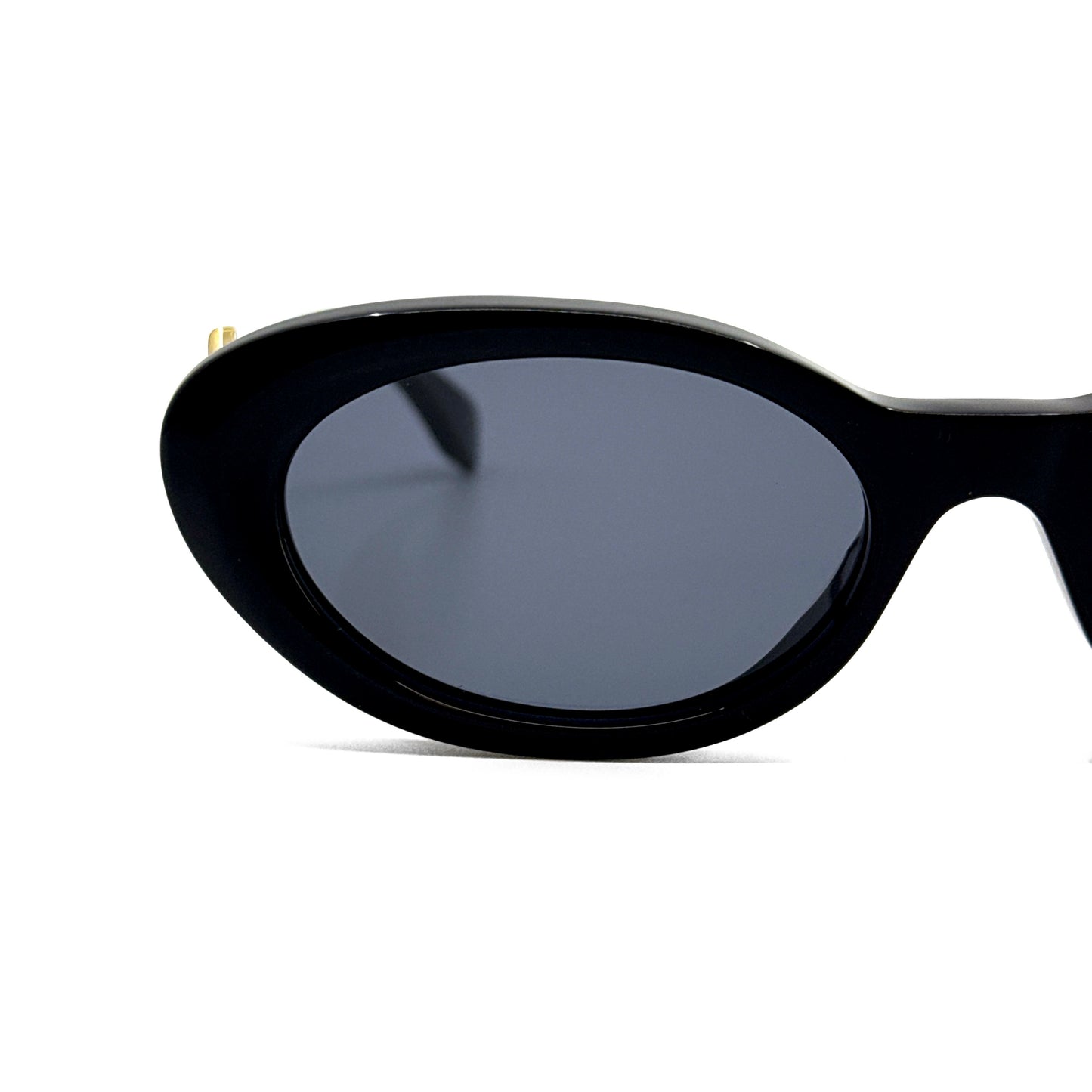FENDI Sunglasses FE40140U 01A