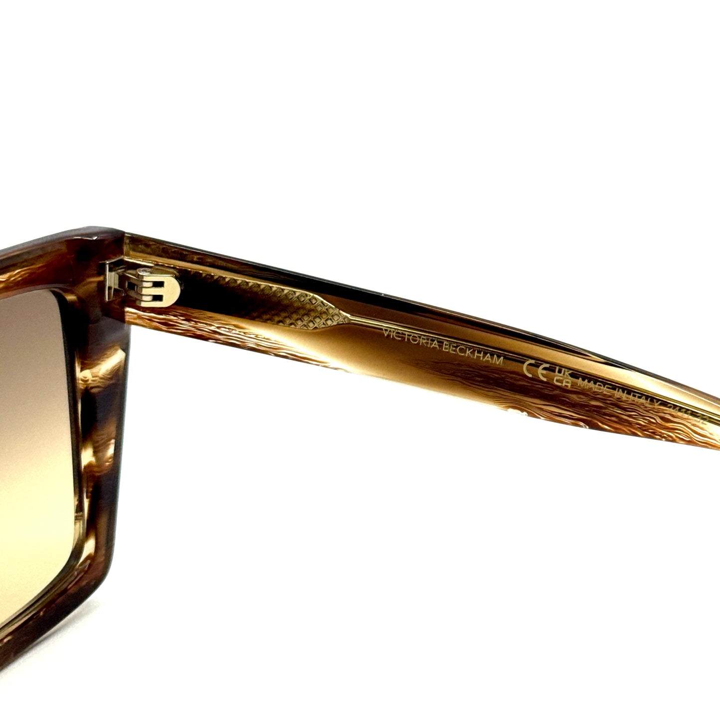 Victoria Beckham Sunglasses VB686S 228