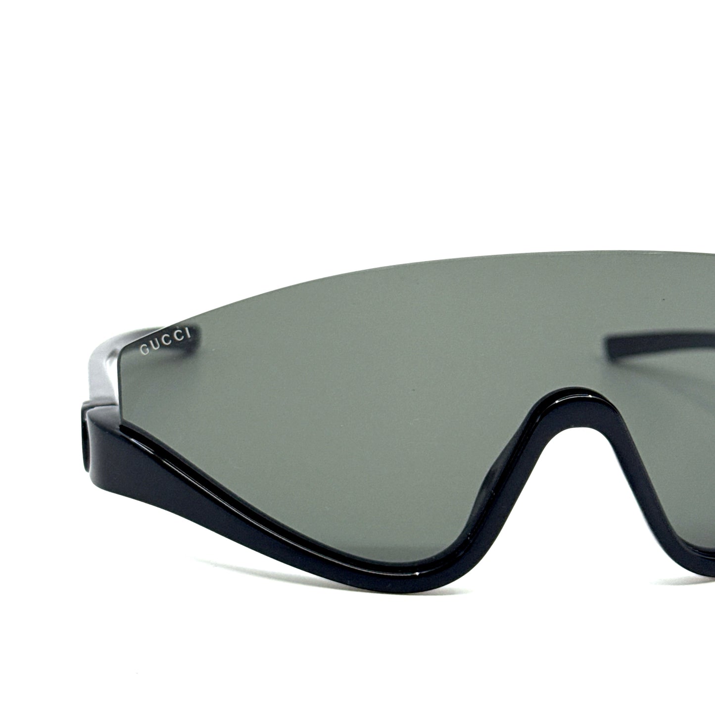 GUCCI Sunglasses GG1650S 001