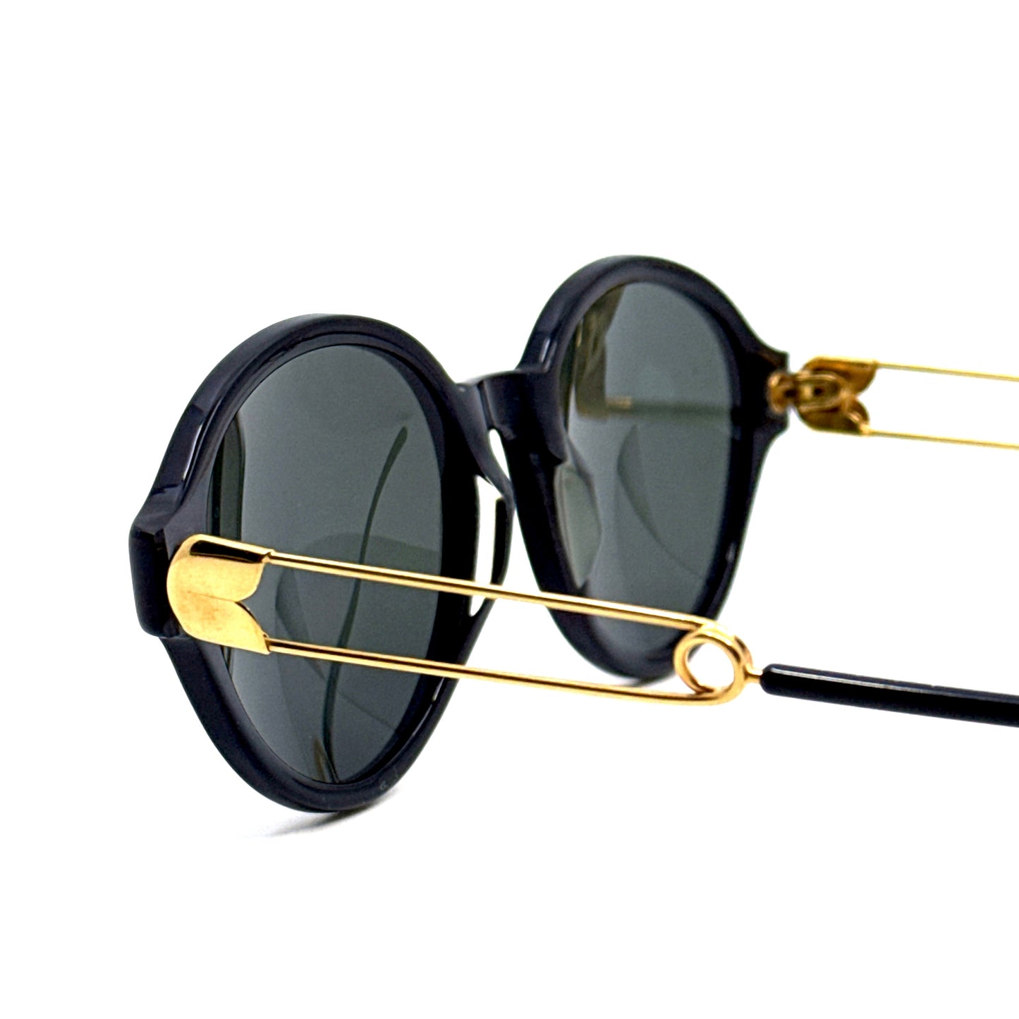 Moschino Vintage Sunglasses M06 95