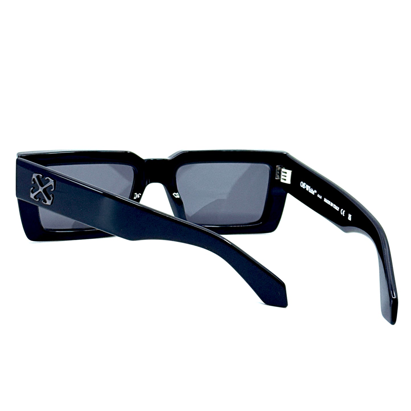 OFF-WHITE Sunglasses Moberly OERI114 1007