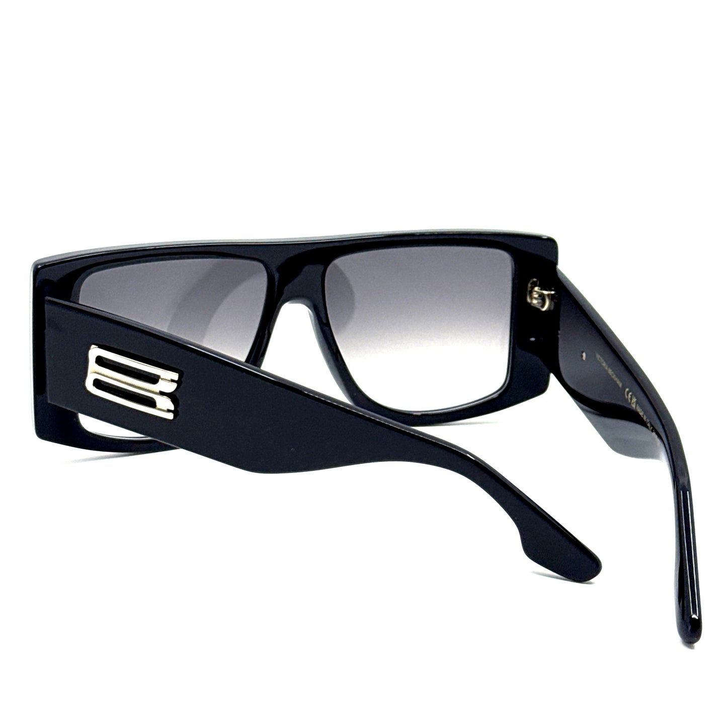 Victoria Beckham Sunglasses VB678S 001