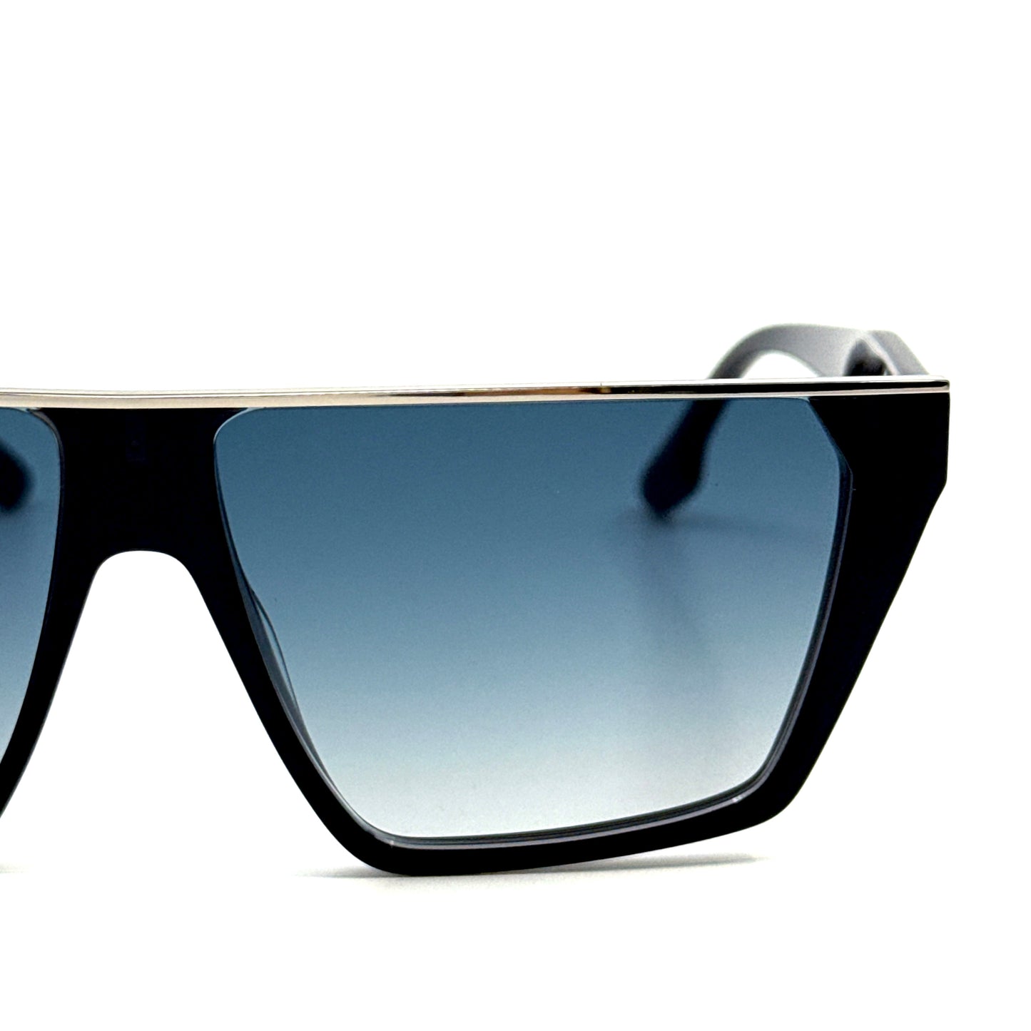 Victoria Beckham Sunglasses VB683S 415