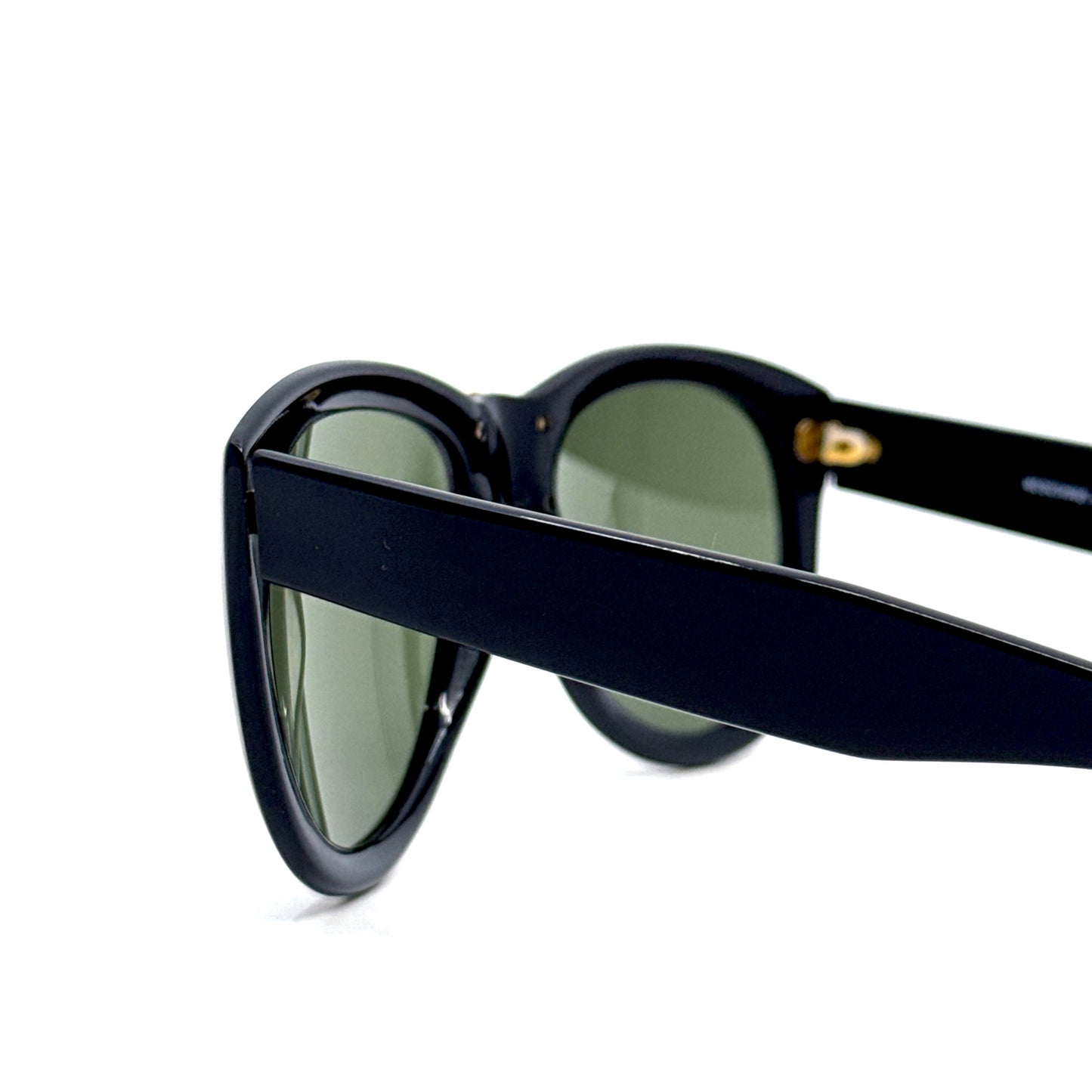 Moschino Vintage Sunglasses M252 95