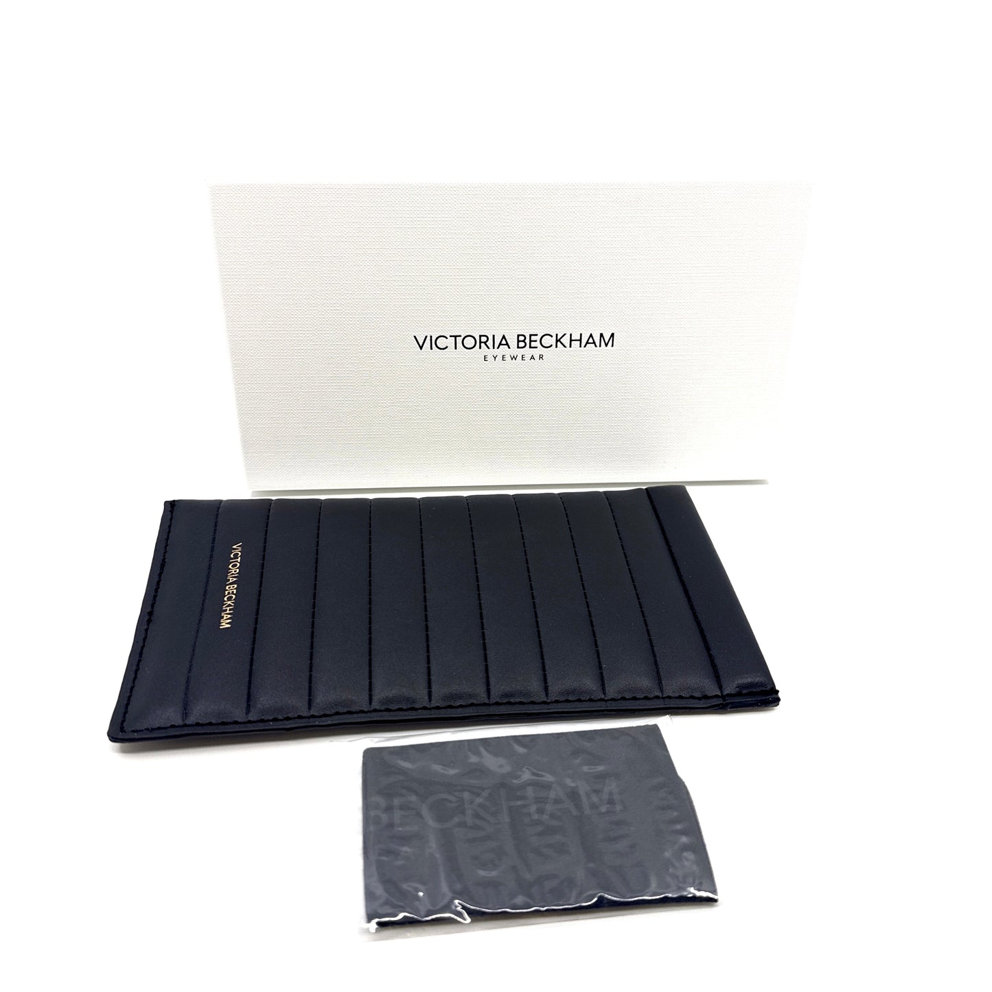Victoria Beckham Sunglasses VB686S 228