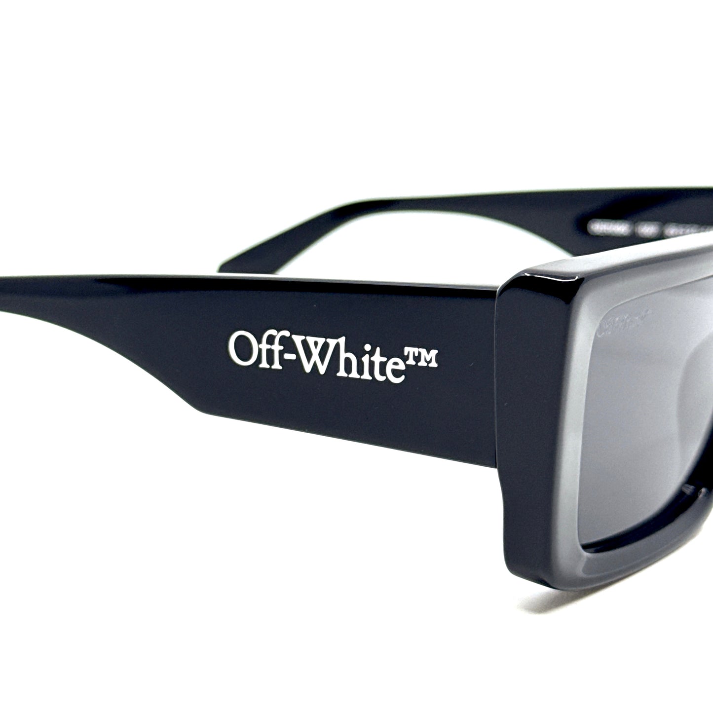 OFF-WHITE Sunglasses SAVANNAH OERI064 1007