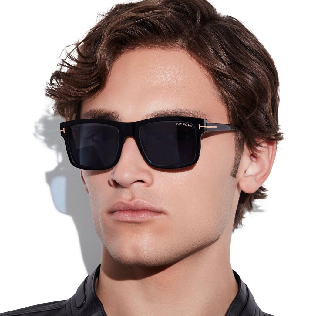 TOM FORD Clip-On Sunglasses/Eyeglasses TF5682-B 001q