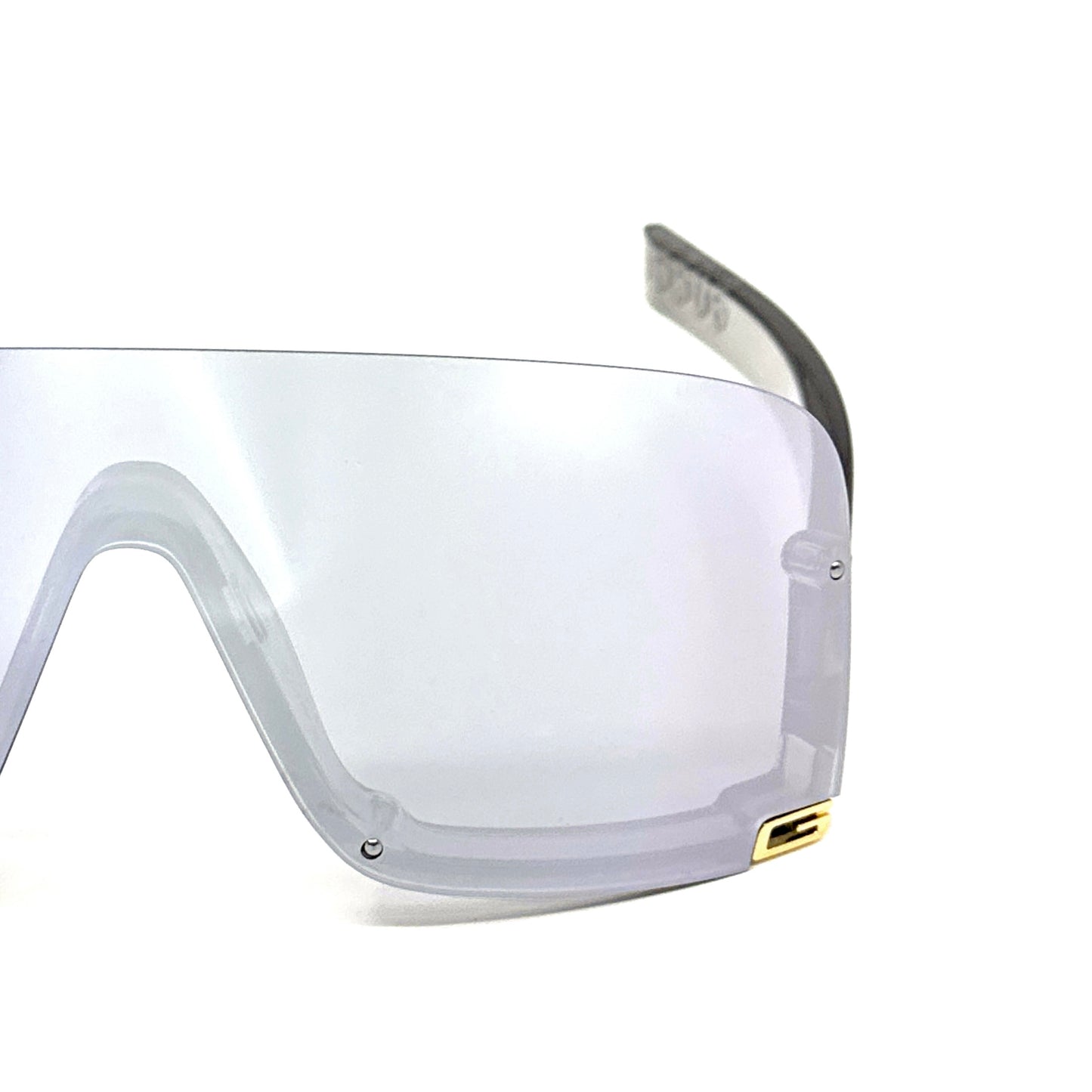 GUCCI Sunglasses GG1637S 002
