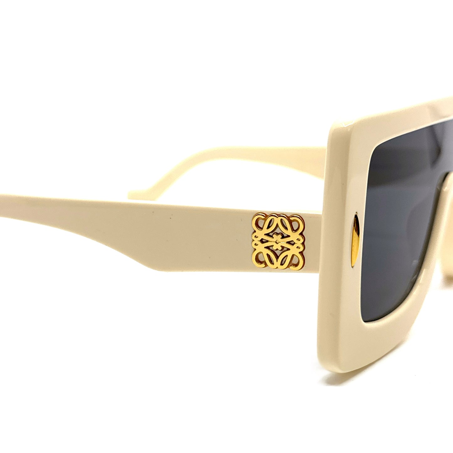 LOEWE Sunglasses LW40104I 25A