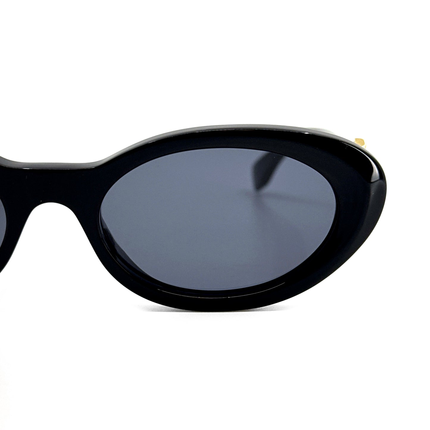 FENDI Sunglasses FE40140U 01A