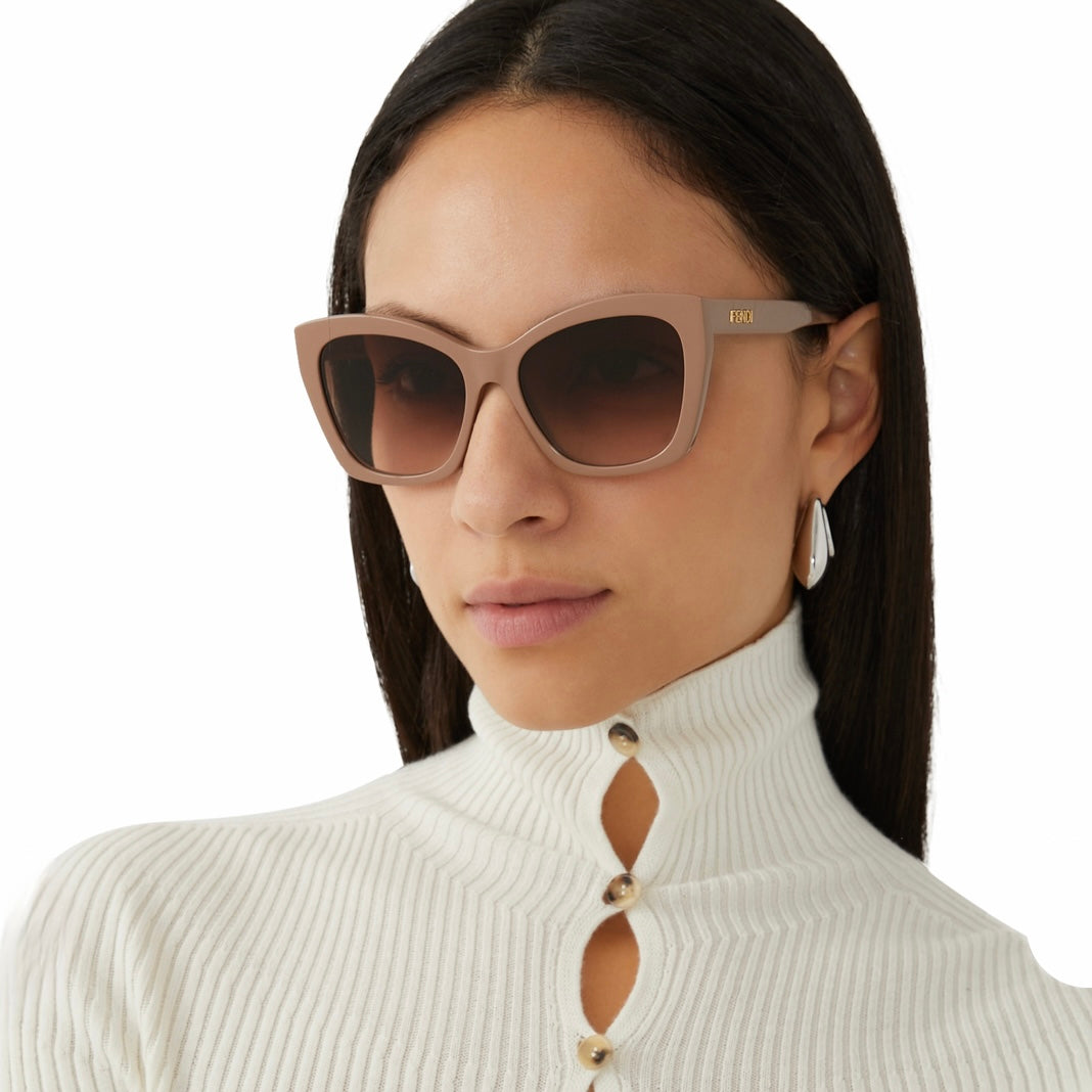 FENDI Sunglasses FE40151I 45F