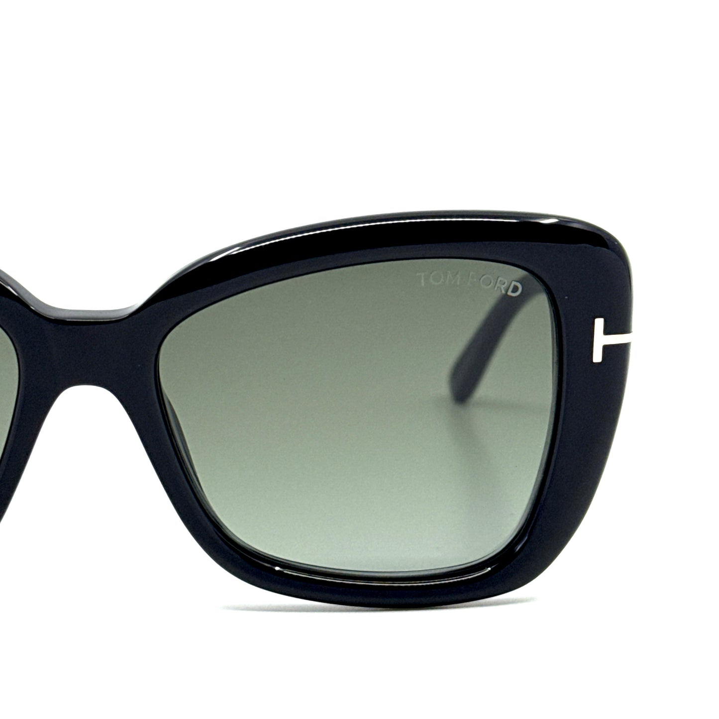 TOM FORD Maeve Sunglasses TF1008 01B