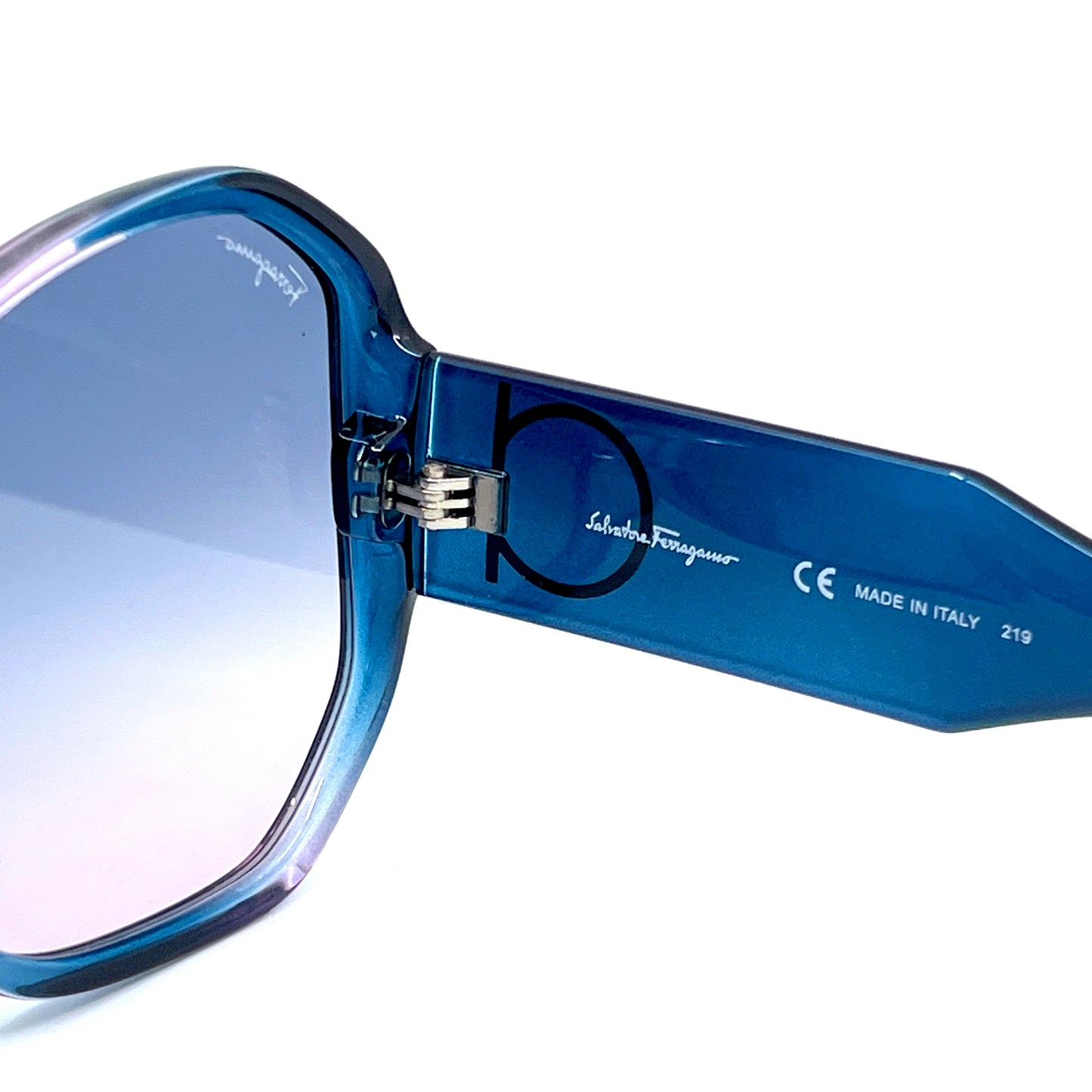 SALVATORE FERRAGAMO Gafas de sol SF942S 431