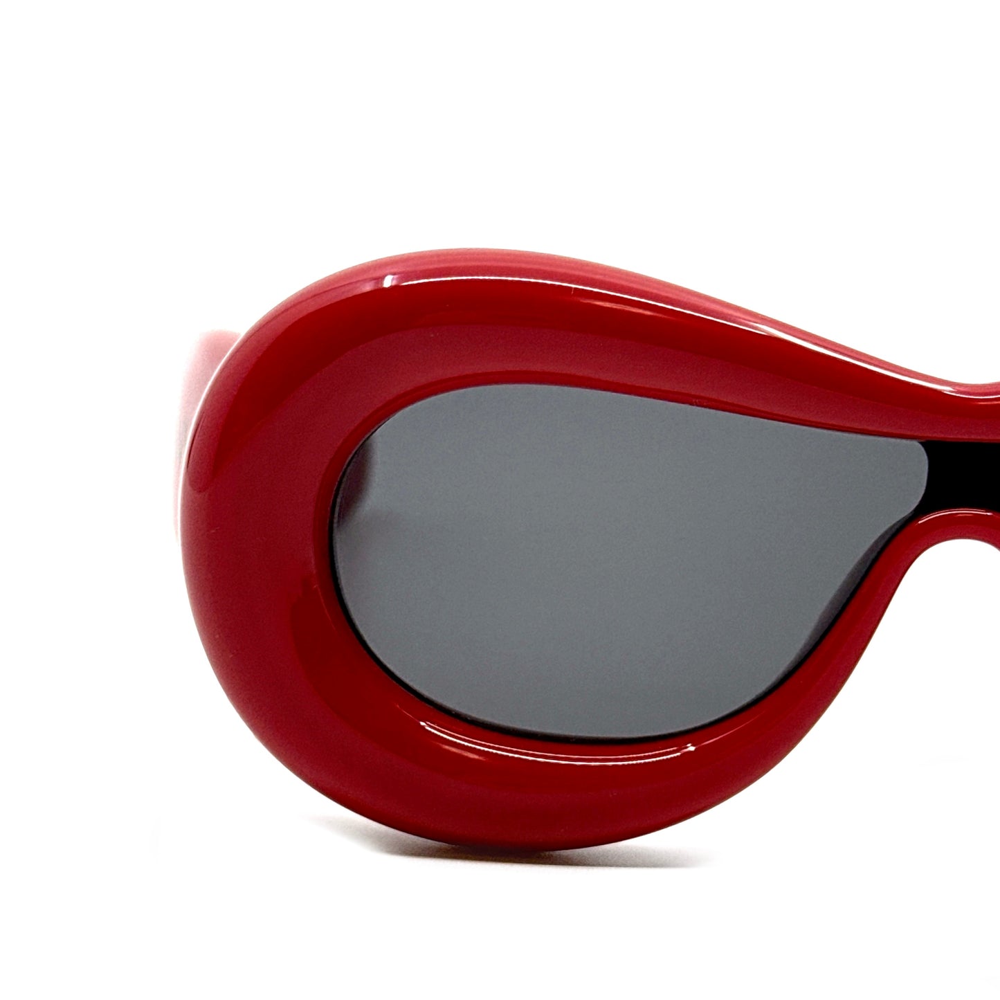 LOEWE Sunglasses LW40199I 66A