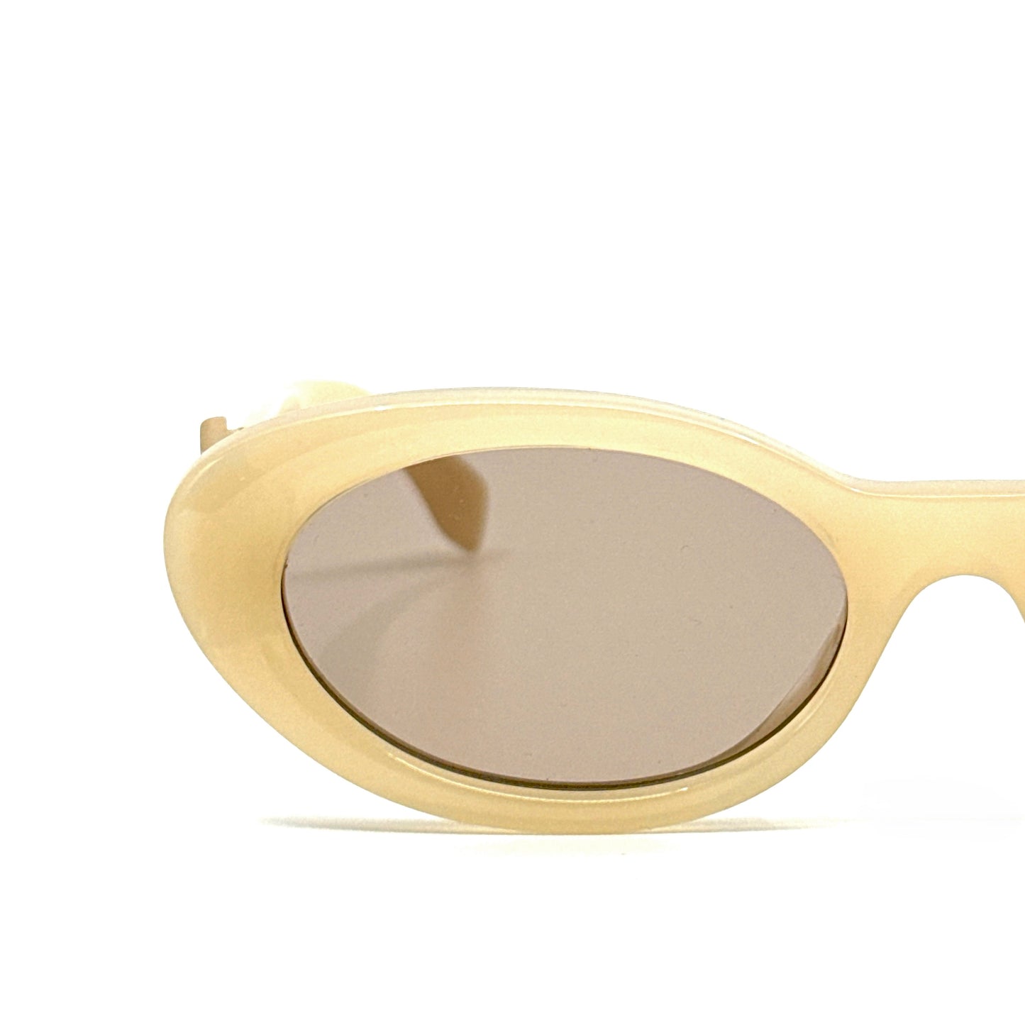 FENDI Sunglasses FE40140U 57E
