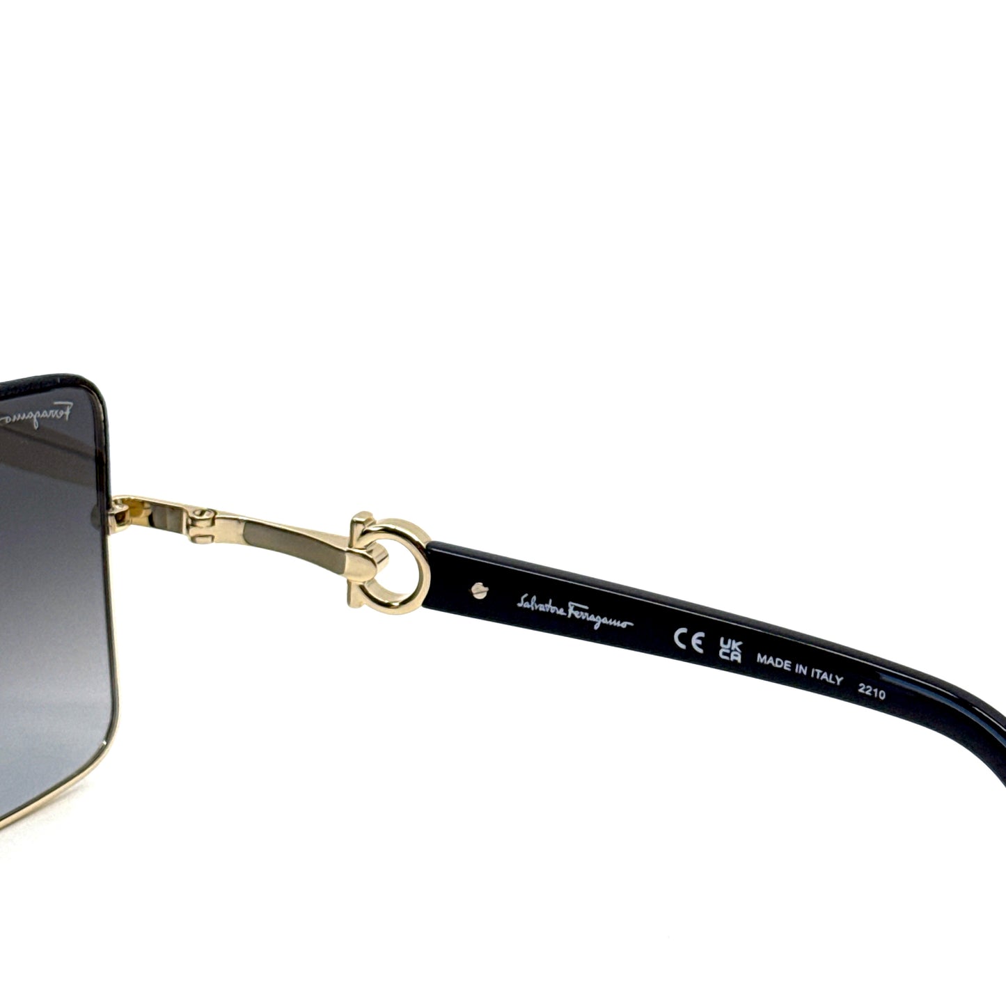 SALVATORE FERRAGAMO Sunglasses SF302SL 703