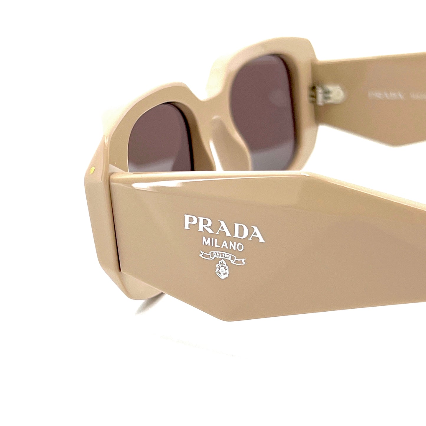 PRADA Sunglasses SPR17W VYJ-6X1