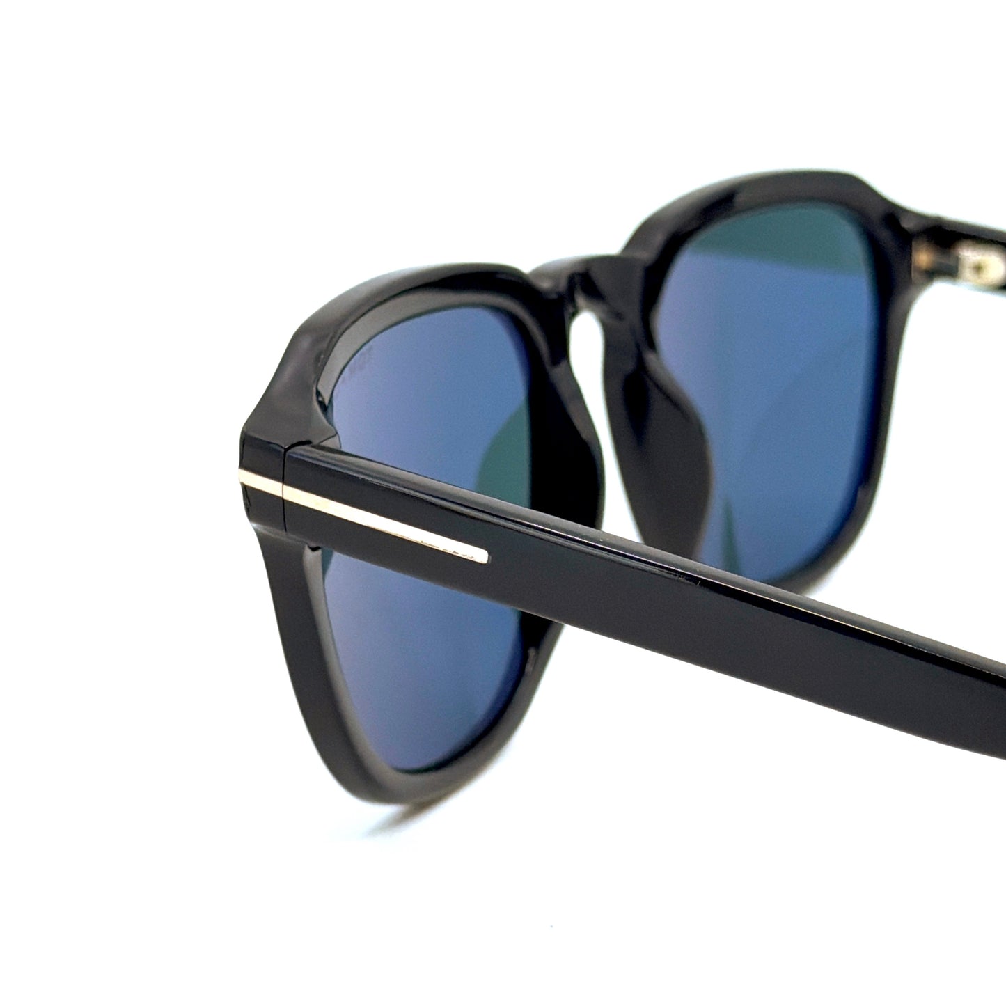 TOM FORD Avery Sunglasses TF931 01V