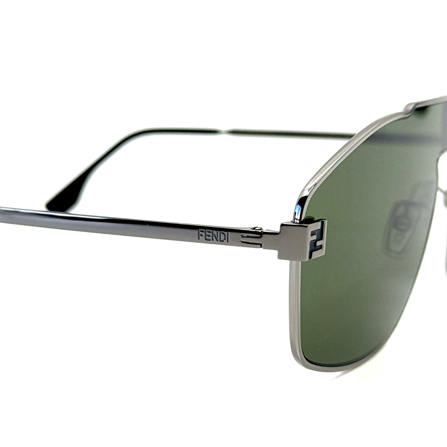 FENDI Sunglasses FE40129U 14N
