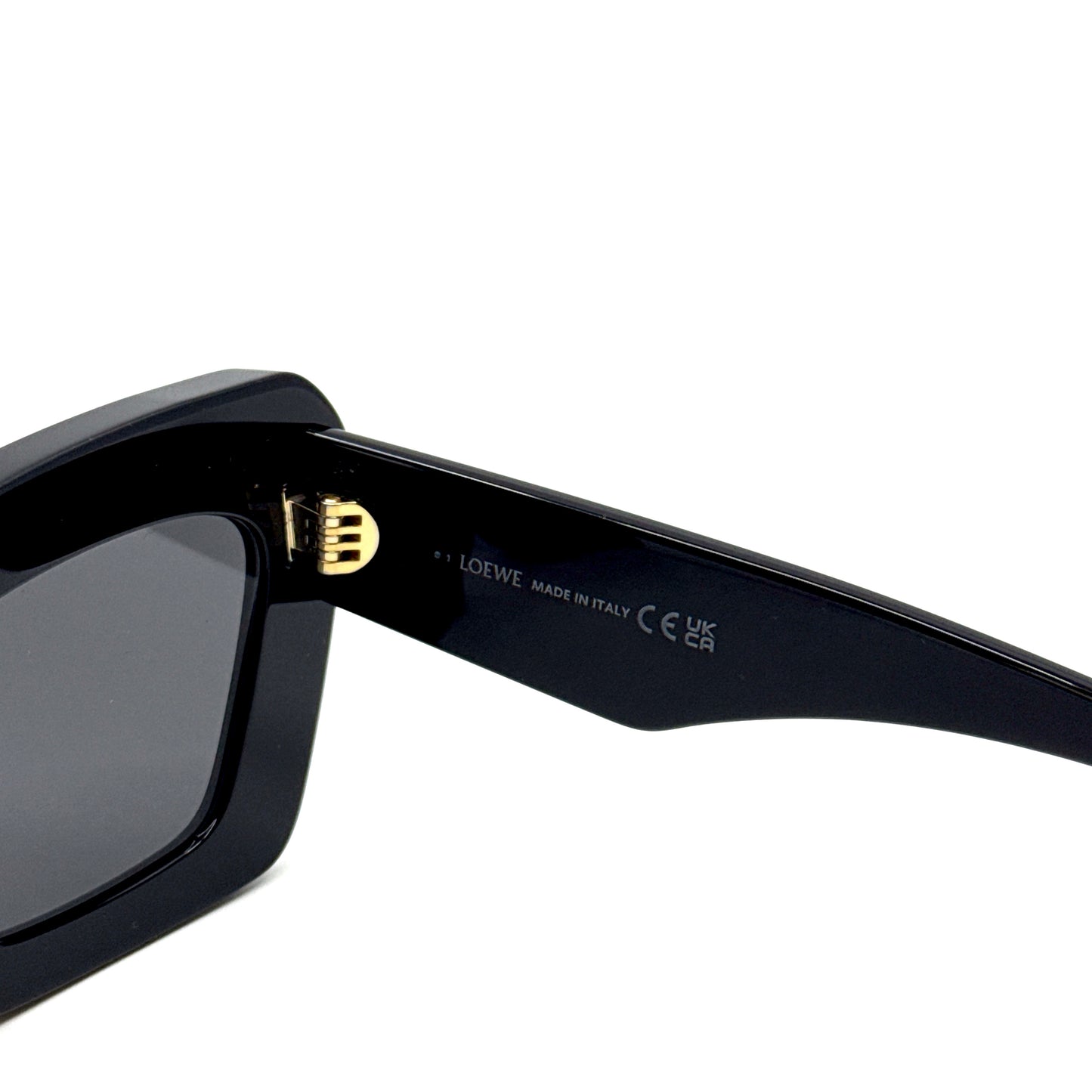 LOEWE Sunglasses LW40145F 01A