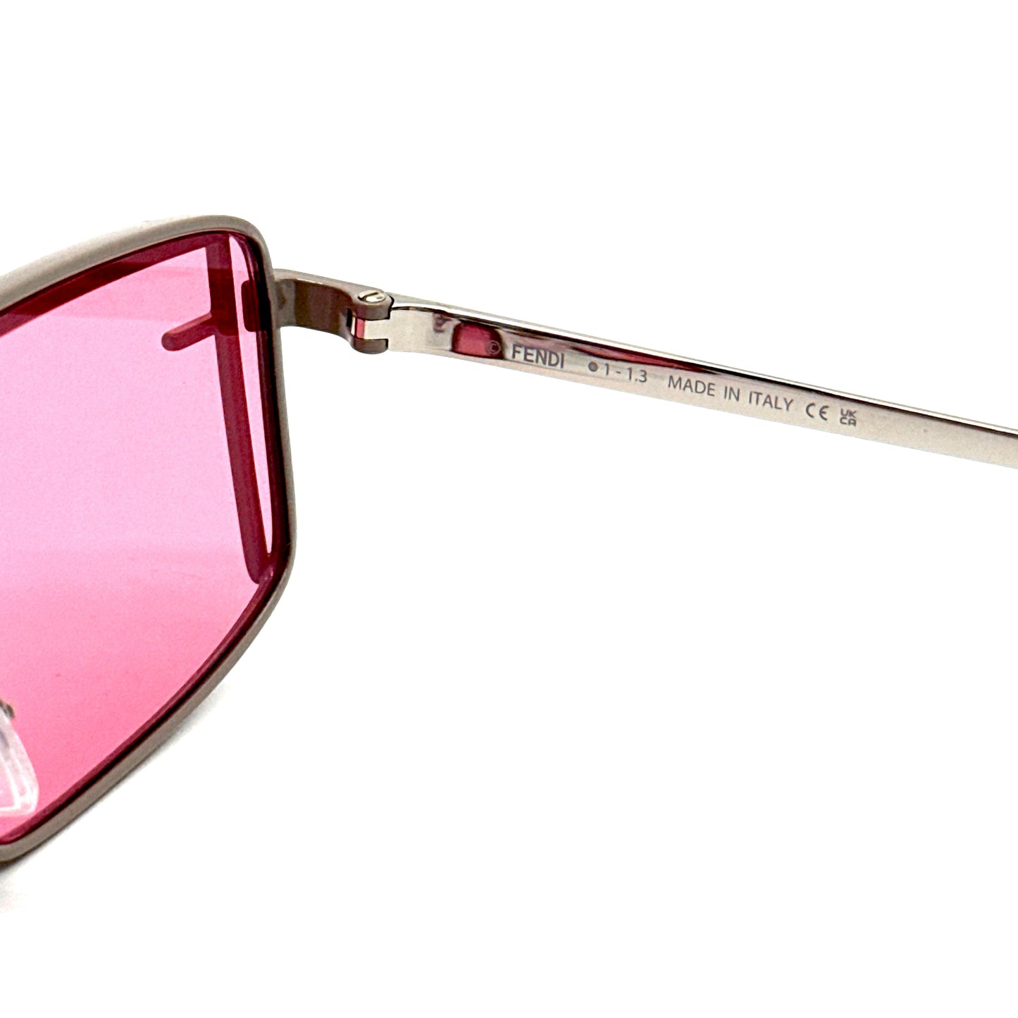 FENDI Sunglasses FE40102U 50S