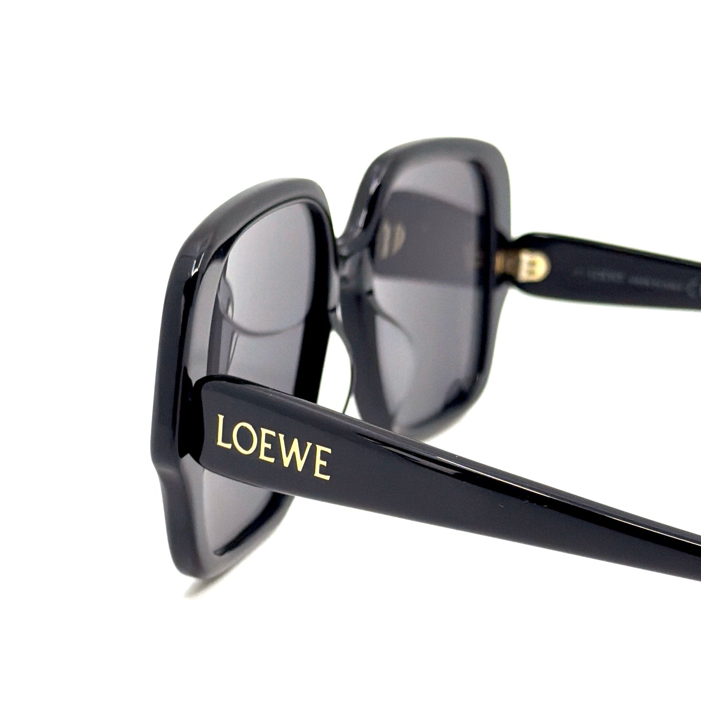 LOEWE Sunglasses LW40134U 01A