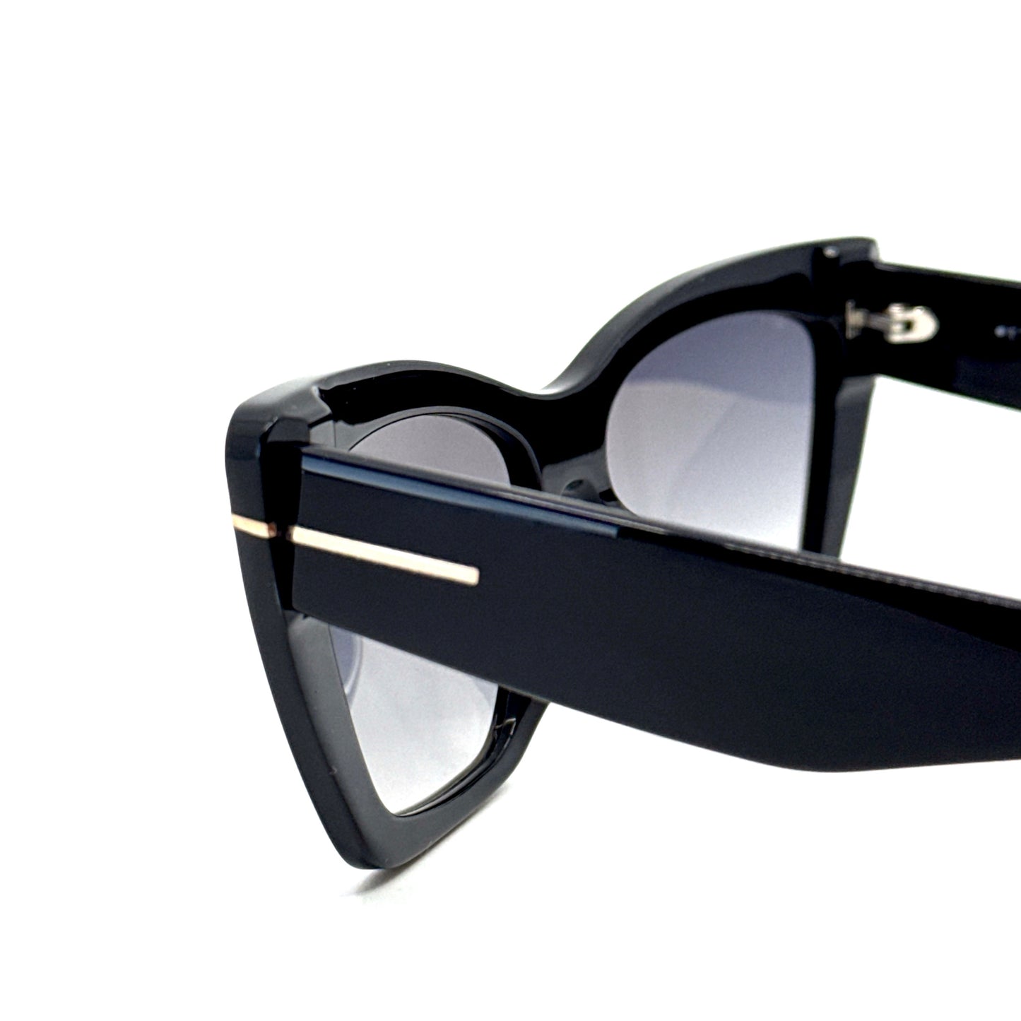 TOM FORD Wyatt Sunglasses TF871 01B