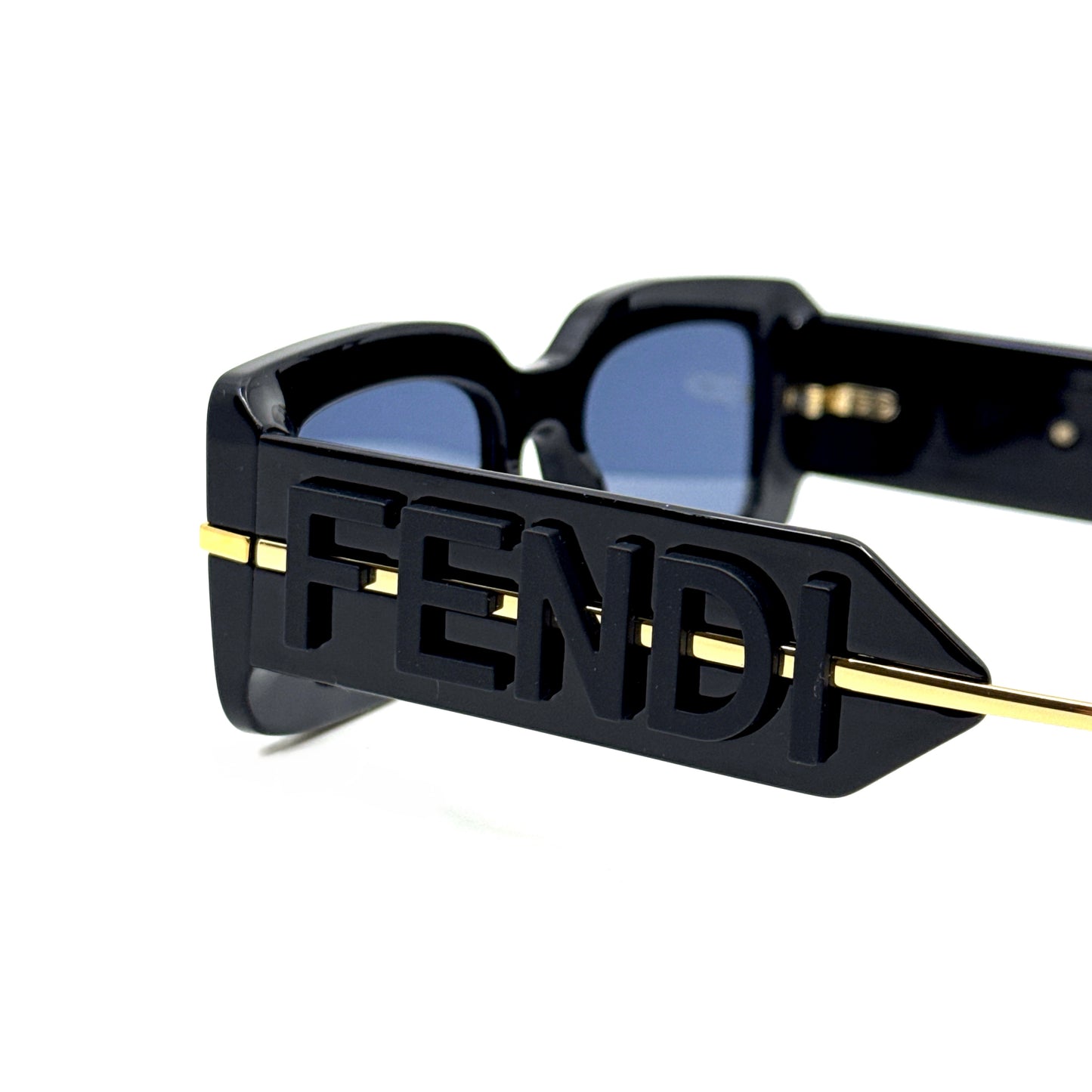 FENDI Sunglasses FE40133I 01V