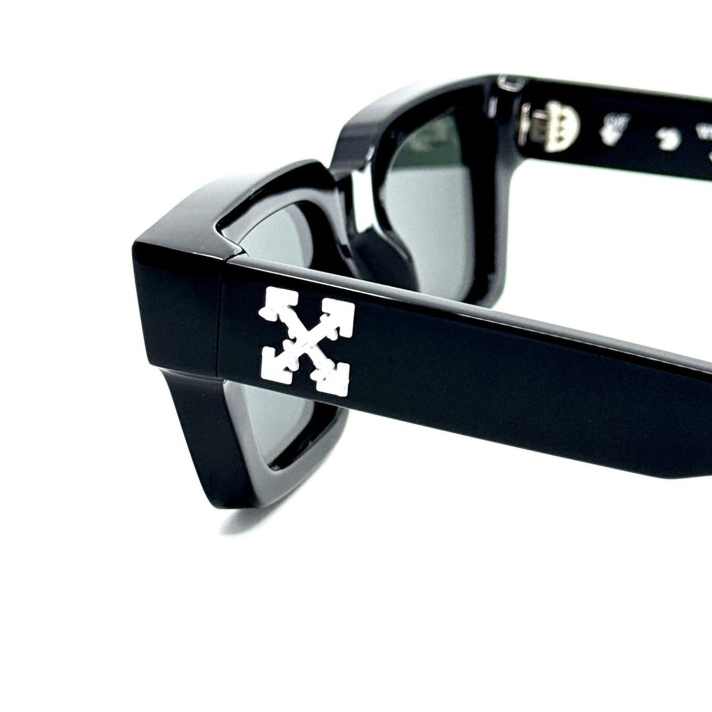 OFF-WHITE Sunglasses OERI022 1045