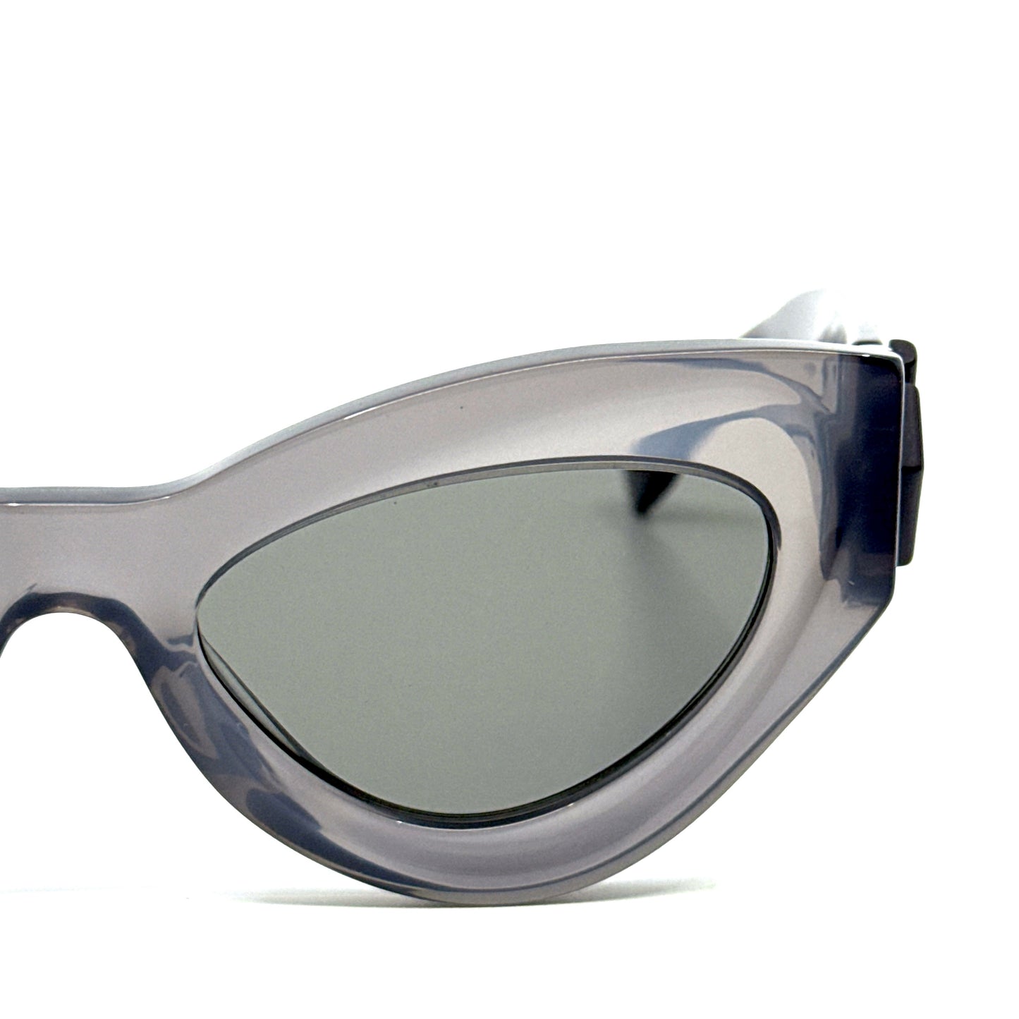 FENDI Sunglasses FE40146I 20A