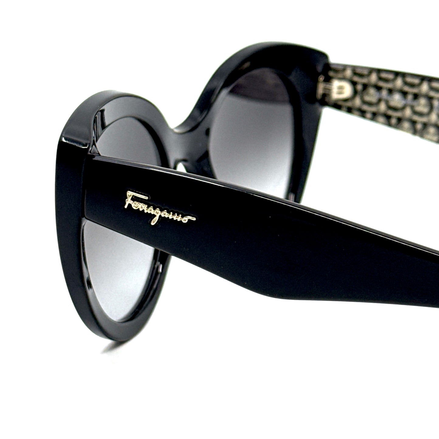 SALVATORE FERRAGAMO Sunglasses SF964S 001