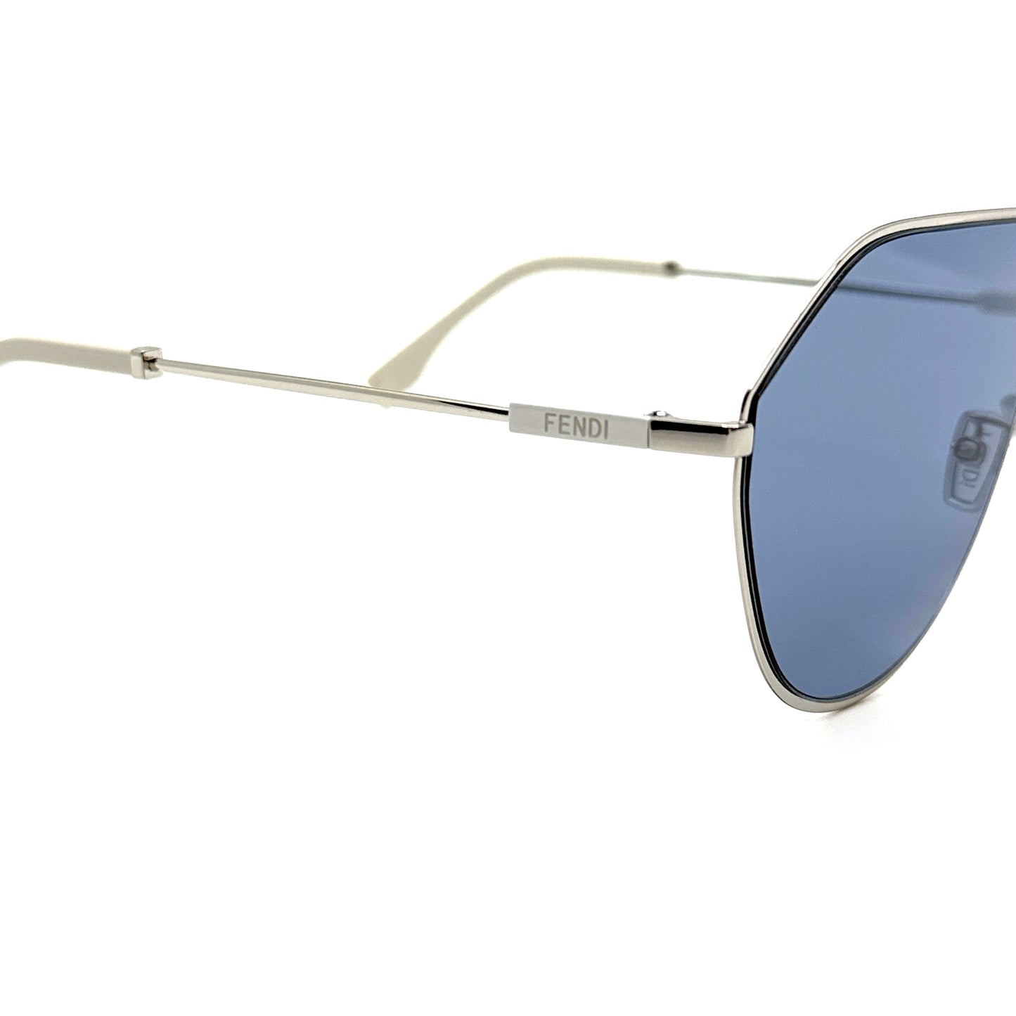 FENDI Sunglasses FE40080U 16V