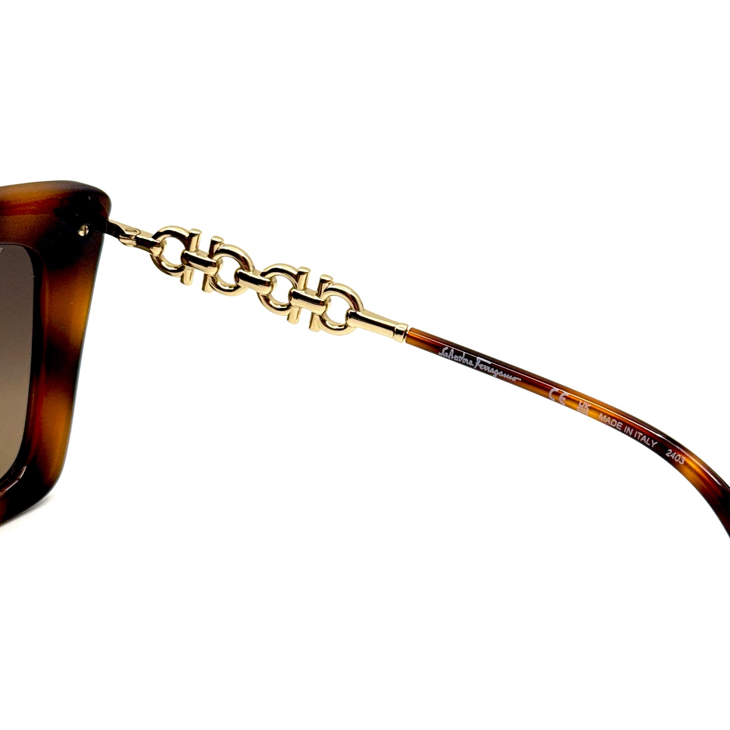 SALVATORE FERRAGAMO Sunglasses SF1041S 238