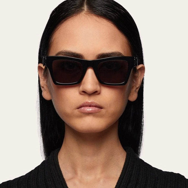 SALVATORE FERRAGAMO Sunglasses SF2013S 001