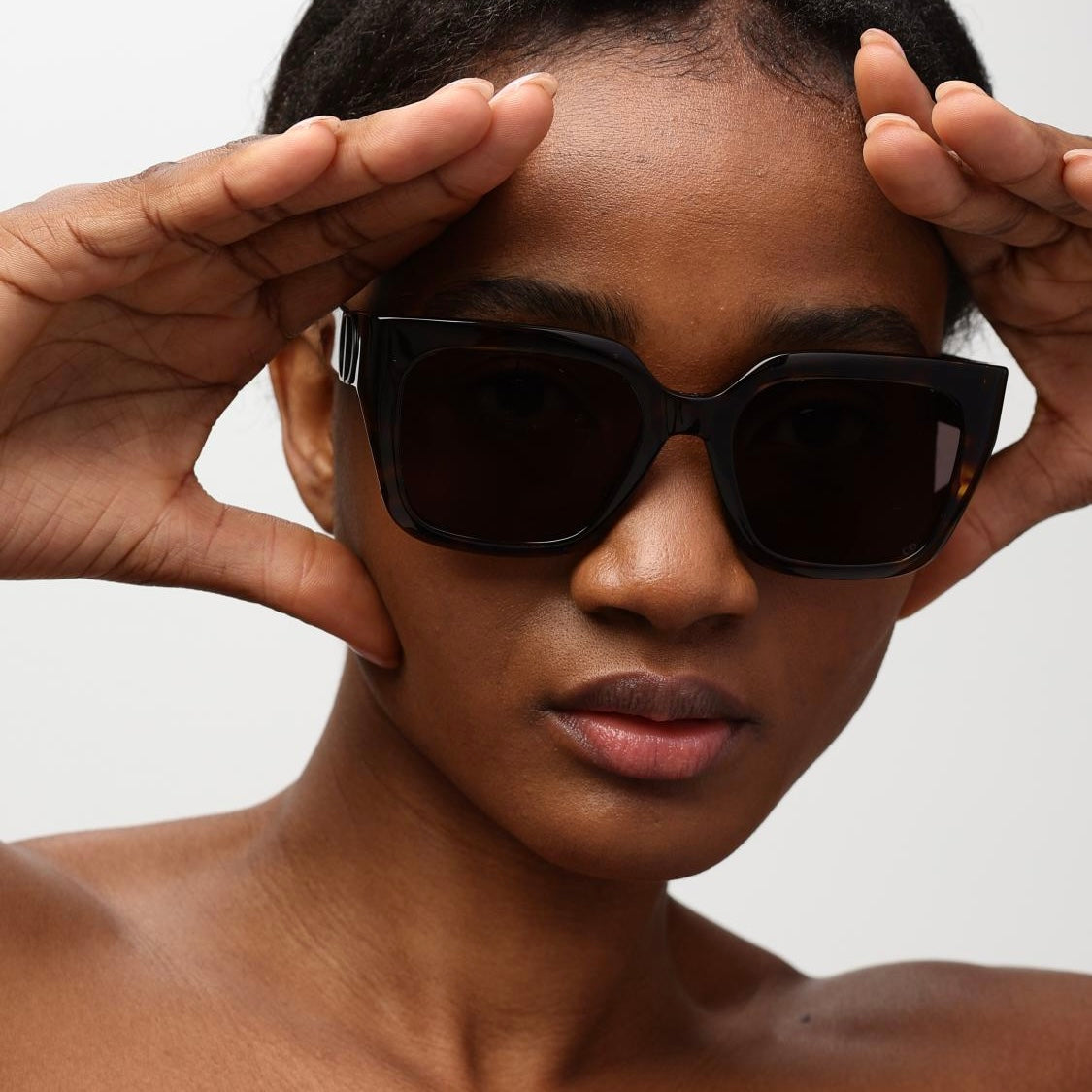CHRISTIAN DIOR Sunglasses 30Montaigne S8U 20A5
