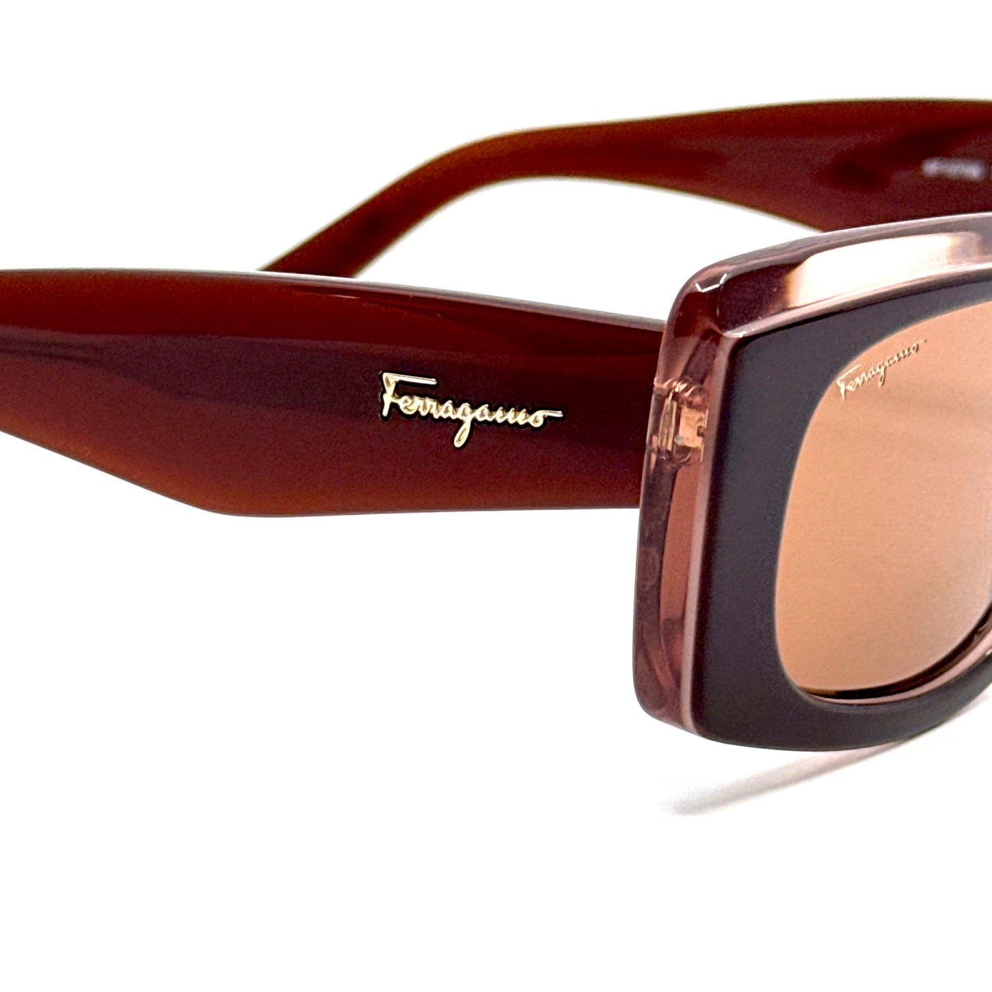 SALVATORE FERRAGAMO Sunglasses SF1079S 211