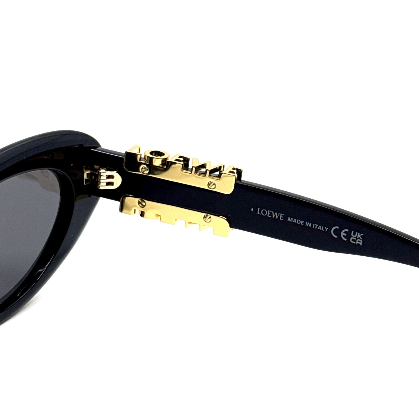 LOEWE Sunglasses LW40156U 01A