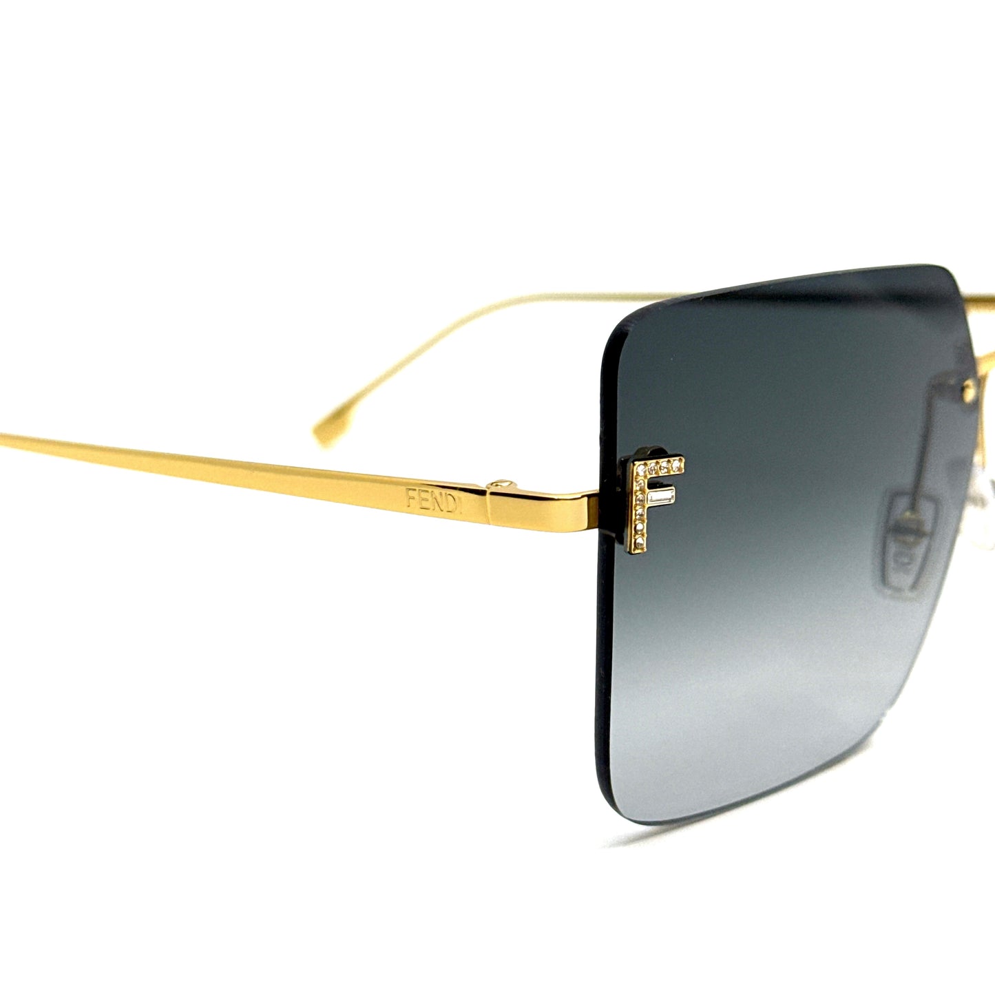 FENDI Sunglasses FE4082US 30B