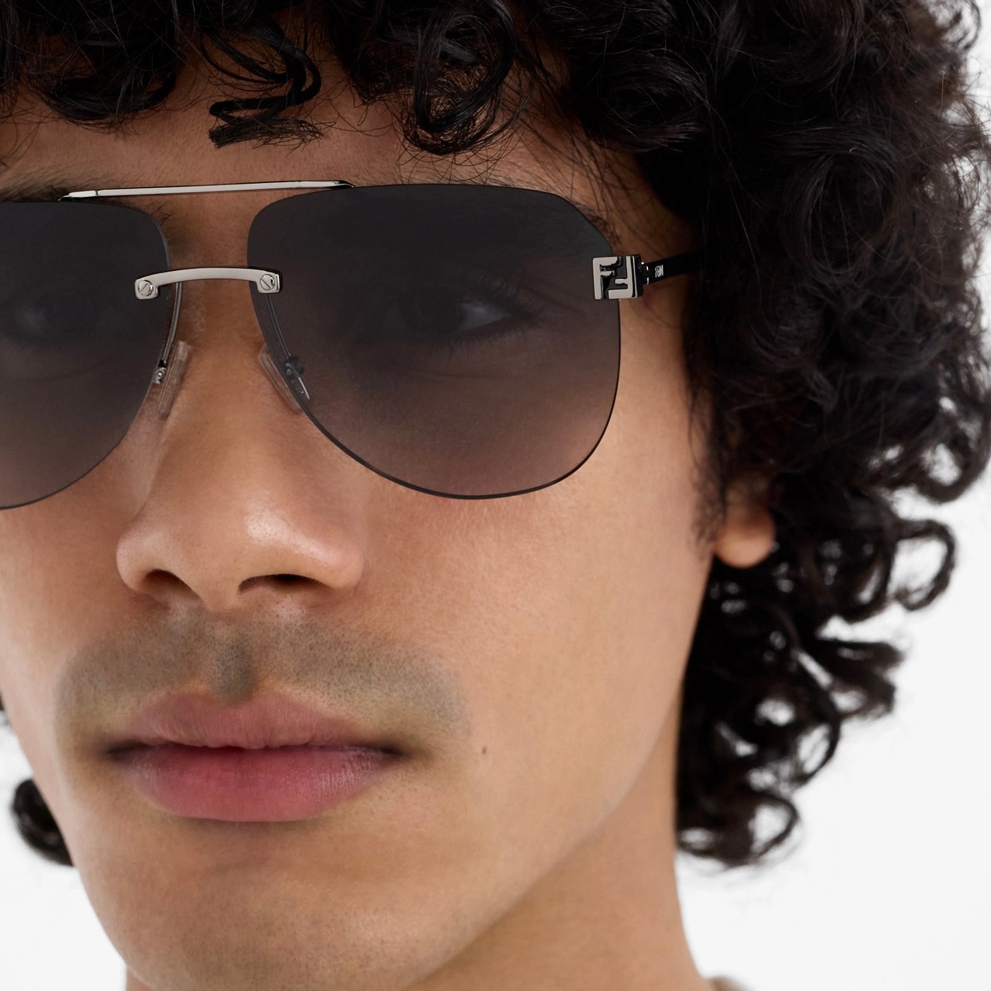 FENDI Sunglasses FE40115U 14C